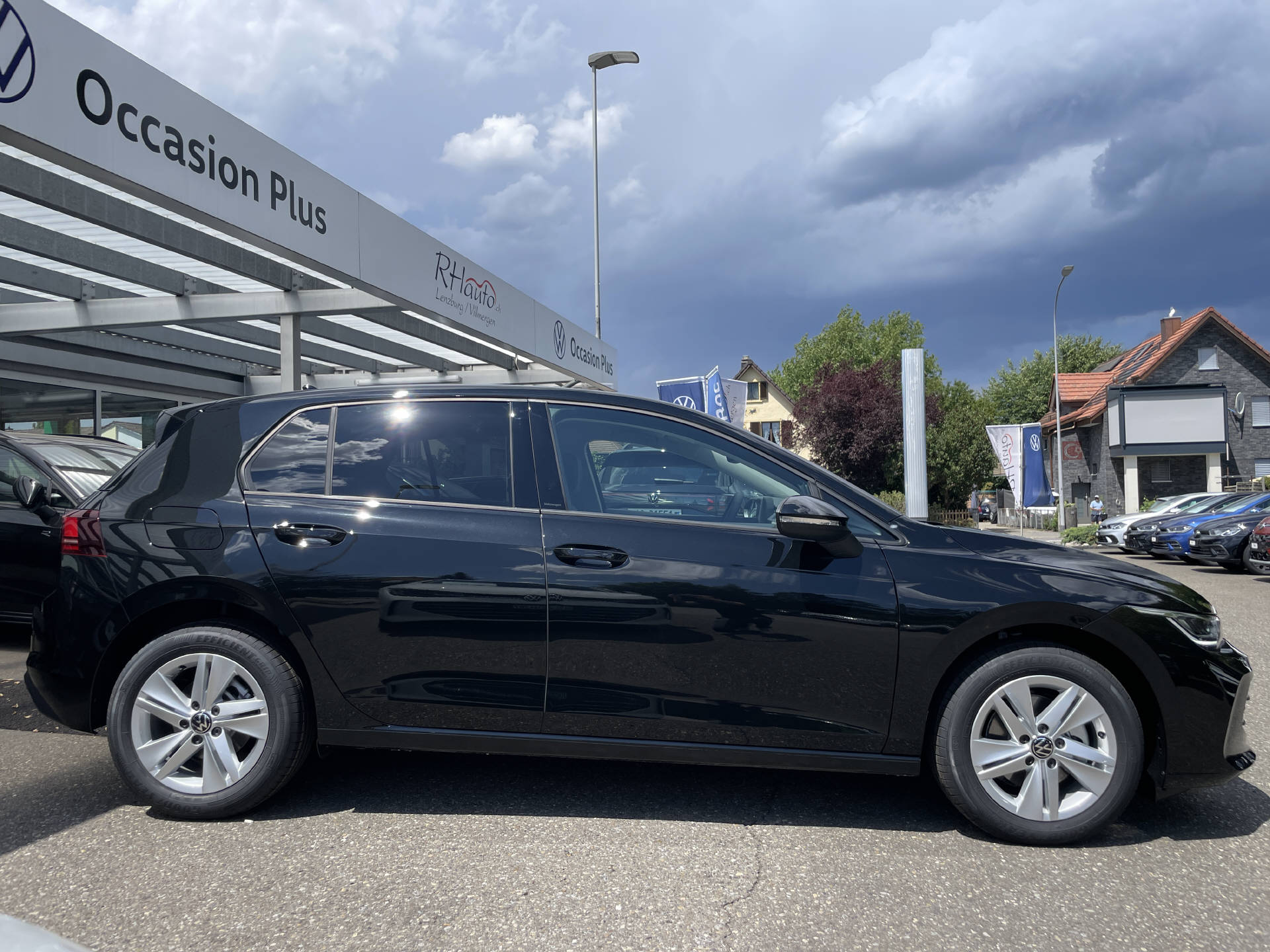 VW Golf VIII 1.5 eTSI Value DSG-image-2