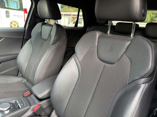 AUDI Q2 40 TFSI S line quattro-image-9