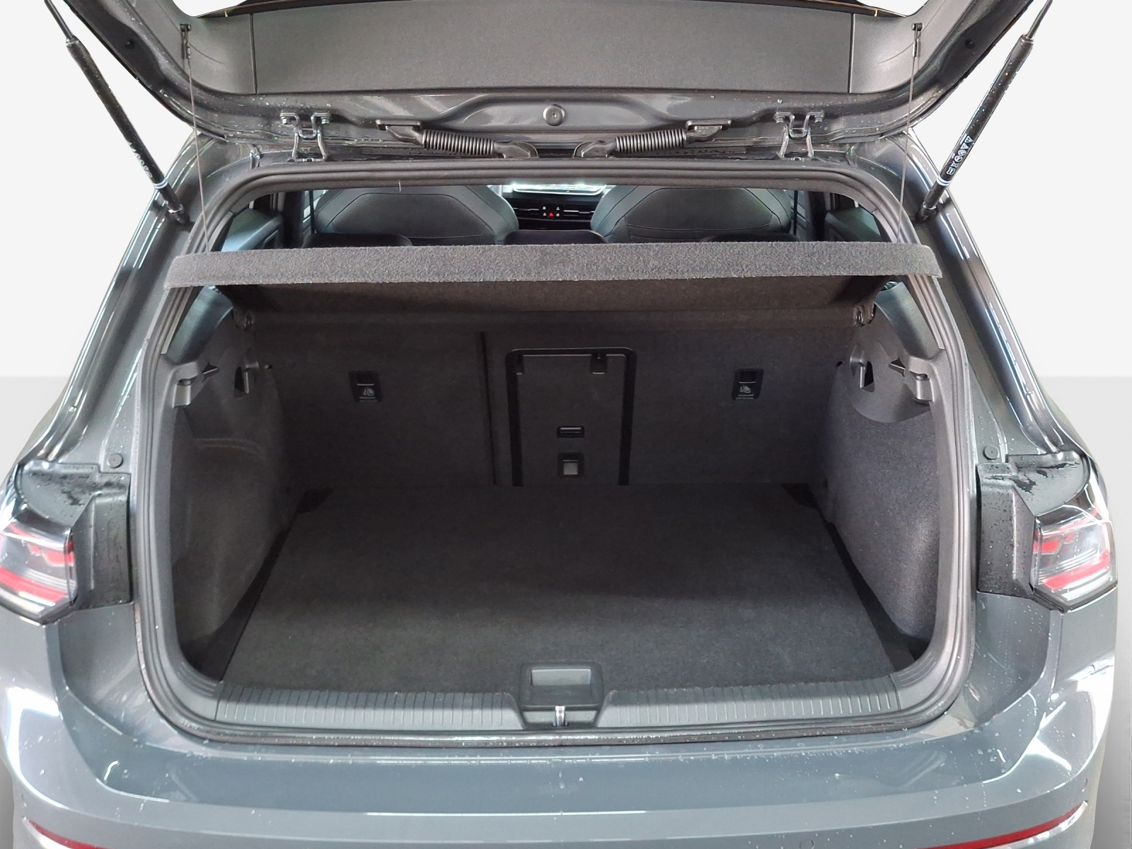 VW Golf 2.0 TSI R-Line DSG 4 Motion-image-12