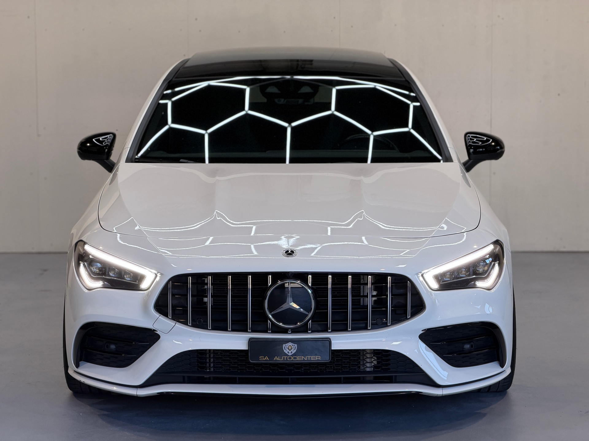 MERCEDES-BENZ CLA 35 AMG 4Matic 7G-DCT-image-2