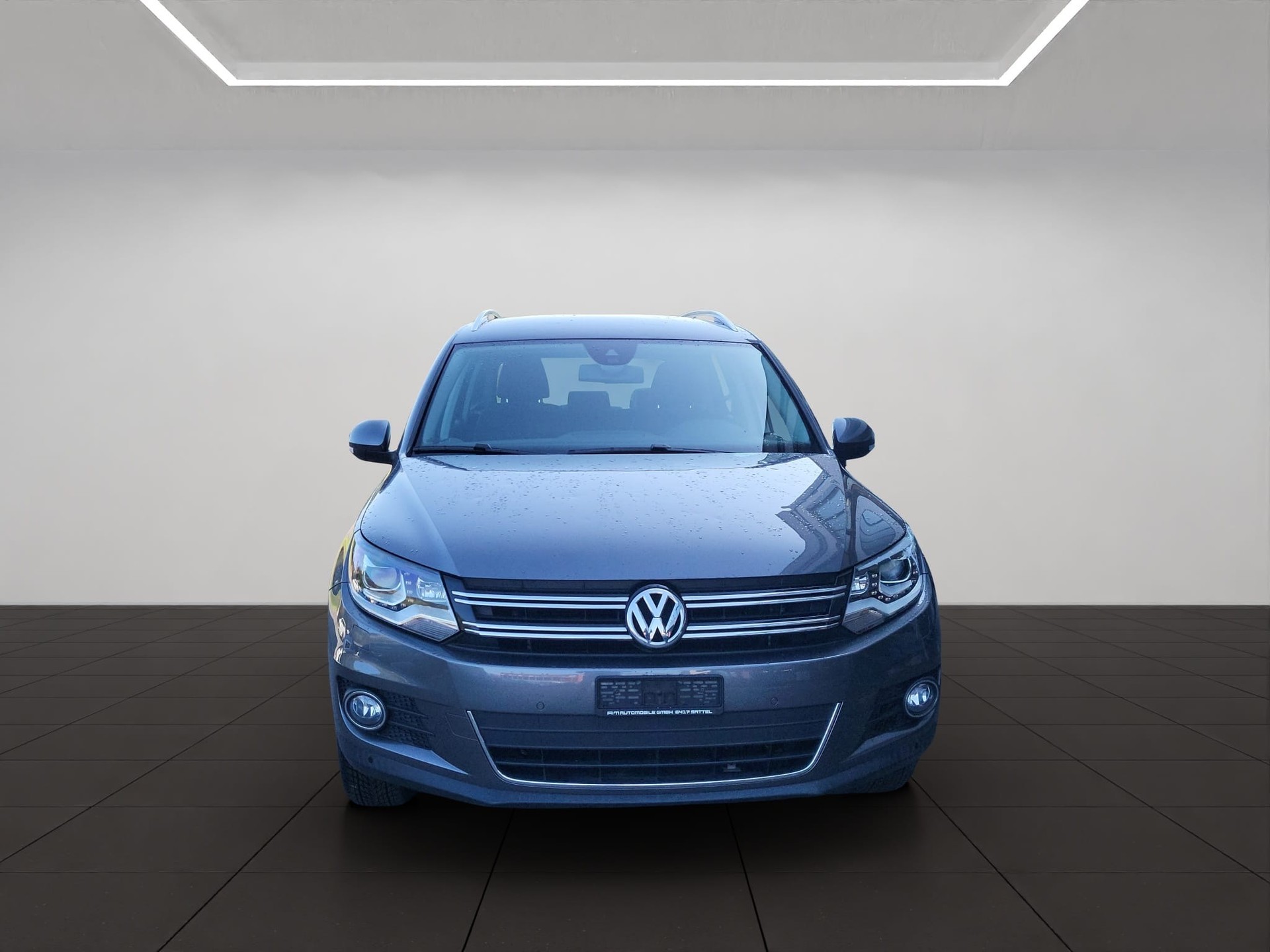 VW Tiguan 1.4 TSI Sport&Style 4Motion-image-3