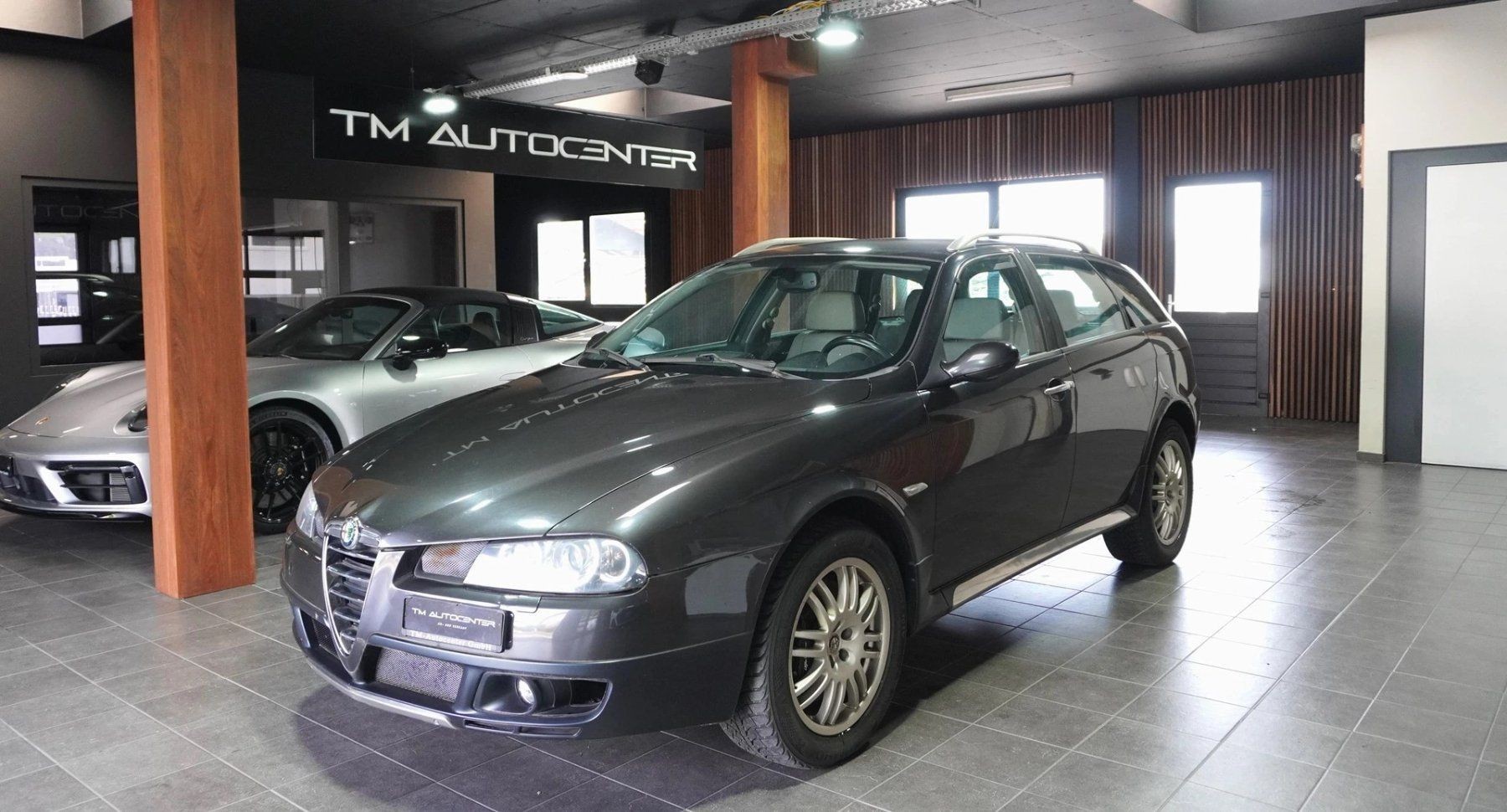 ALFA ROMEO 156 Sportwagon 1.9 JTD Crosswagon Q4-image-0