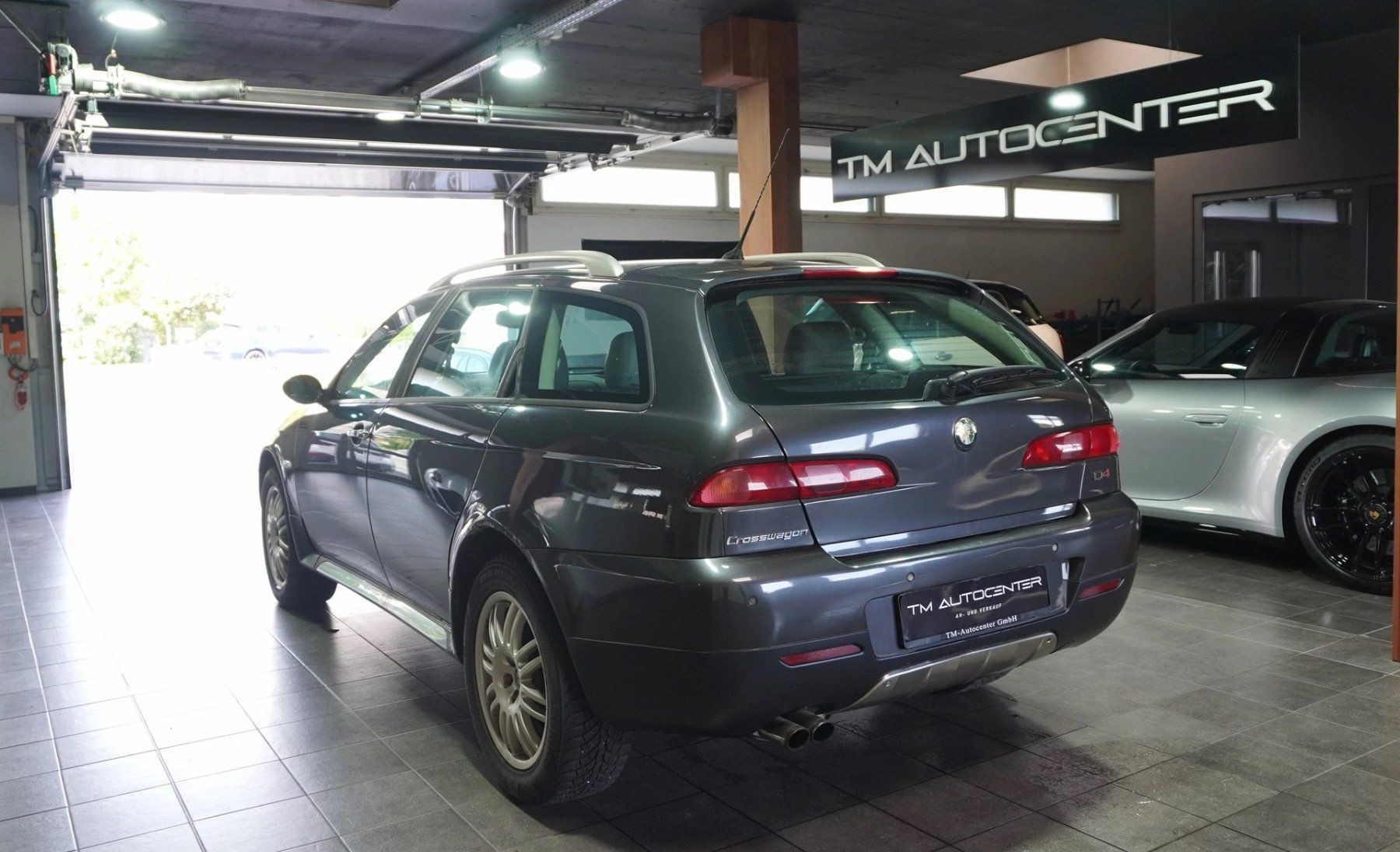 ALFA ROMEO 156 Sportwagon 1.9 JTD Crosswagon Q4-image-2