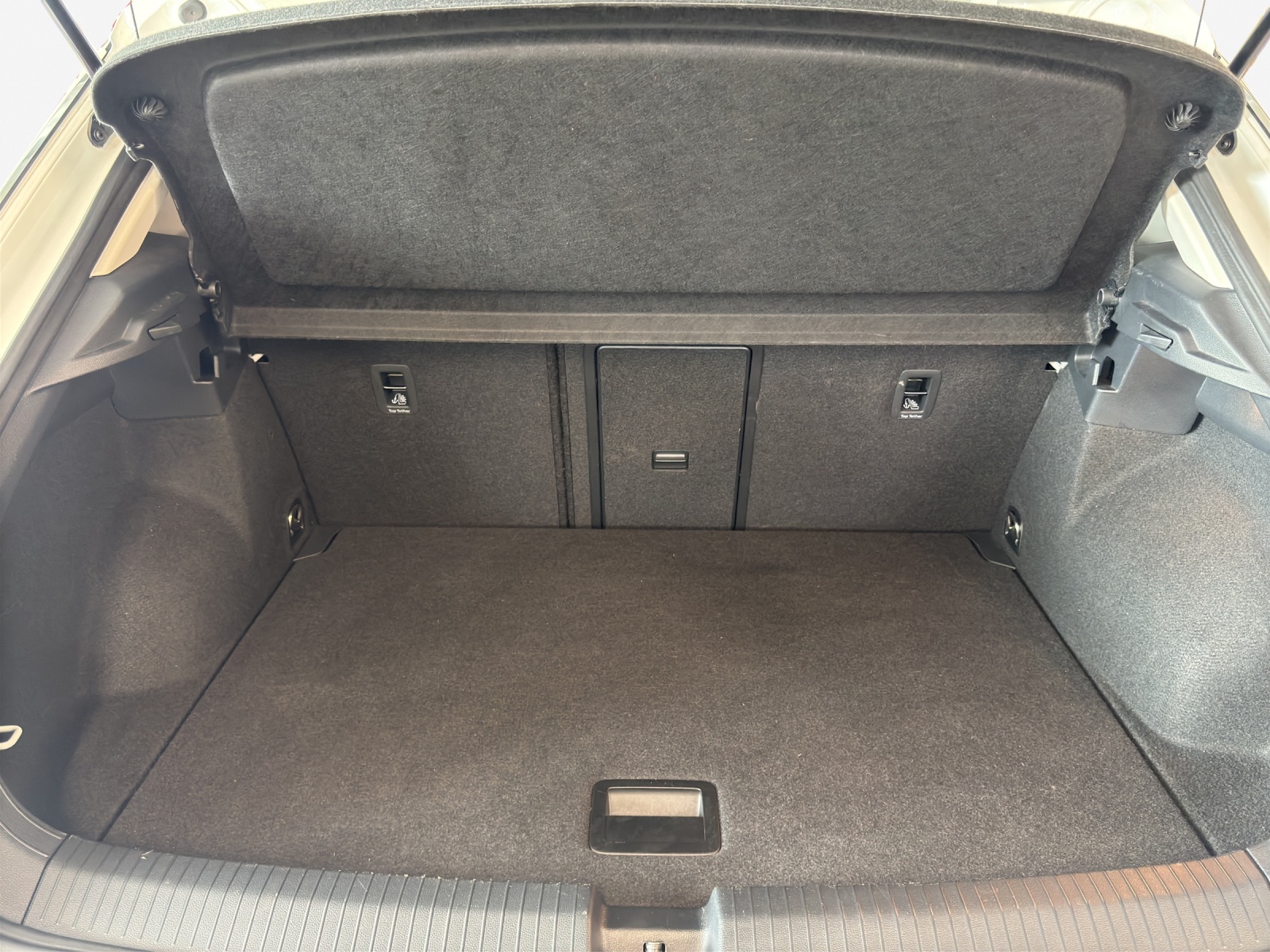 VW T-Roc 1.5 TSI EVO Life-image-12