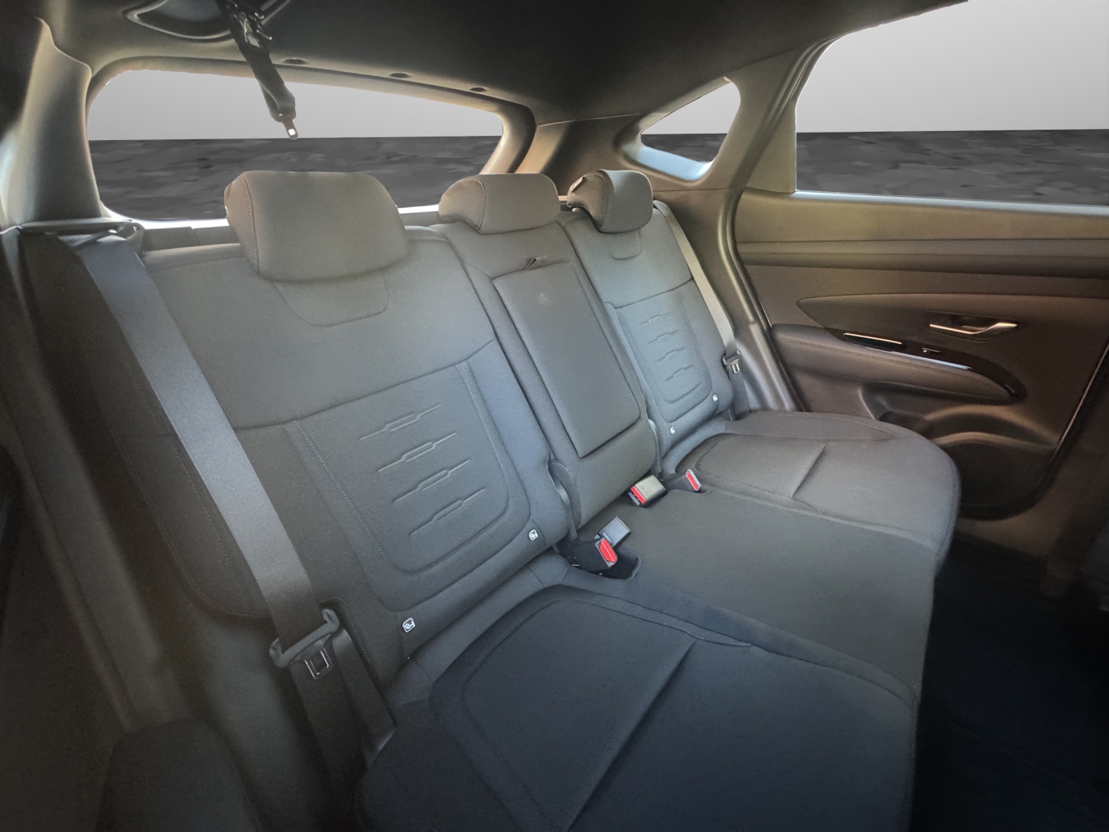 HYUNDAI Tucson 1.6 T-GDi HEV Origo Blackline 4WD MY27-image-12