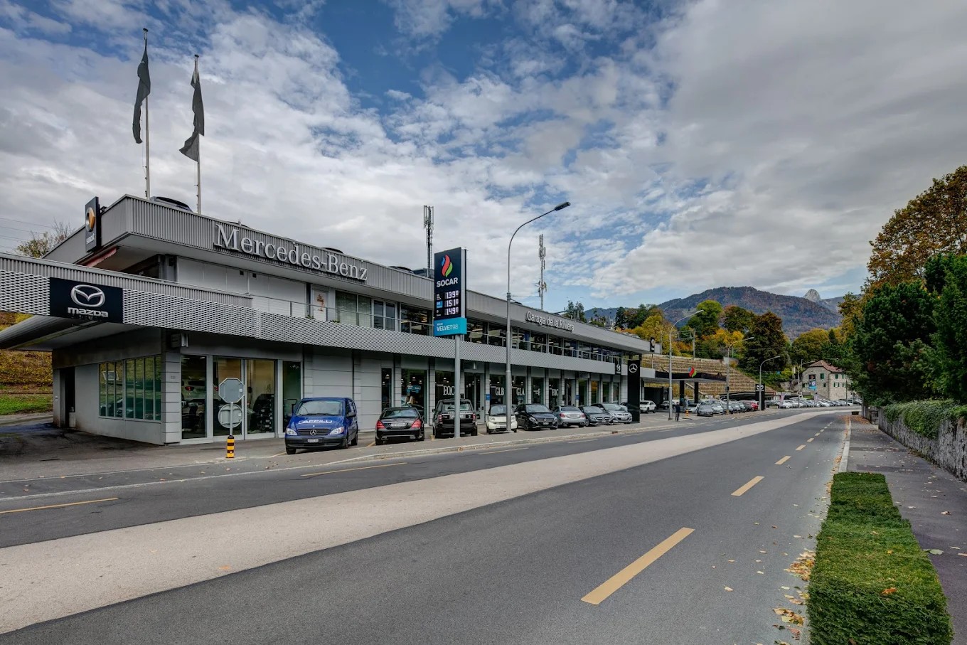 MERCEDES-BENZ C 300 4 Matic-image-16