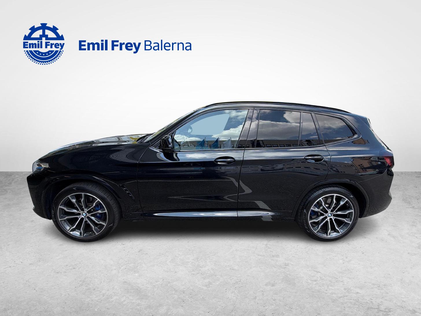 BMW X3 M40i-showroom-element-2