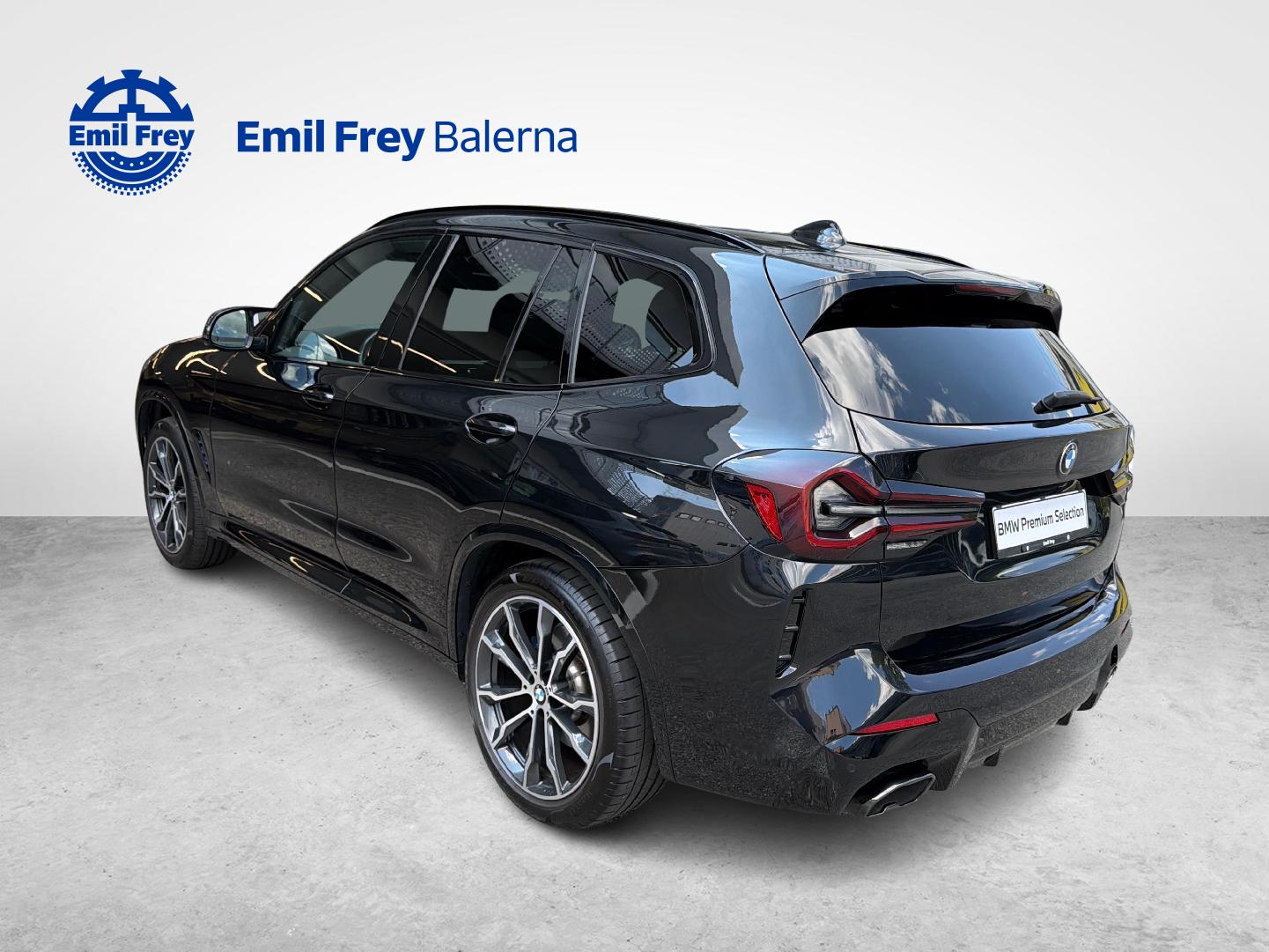 BMW X3 M40i-showroom-element-3