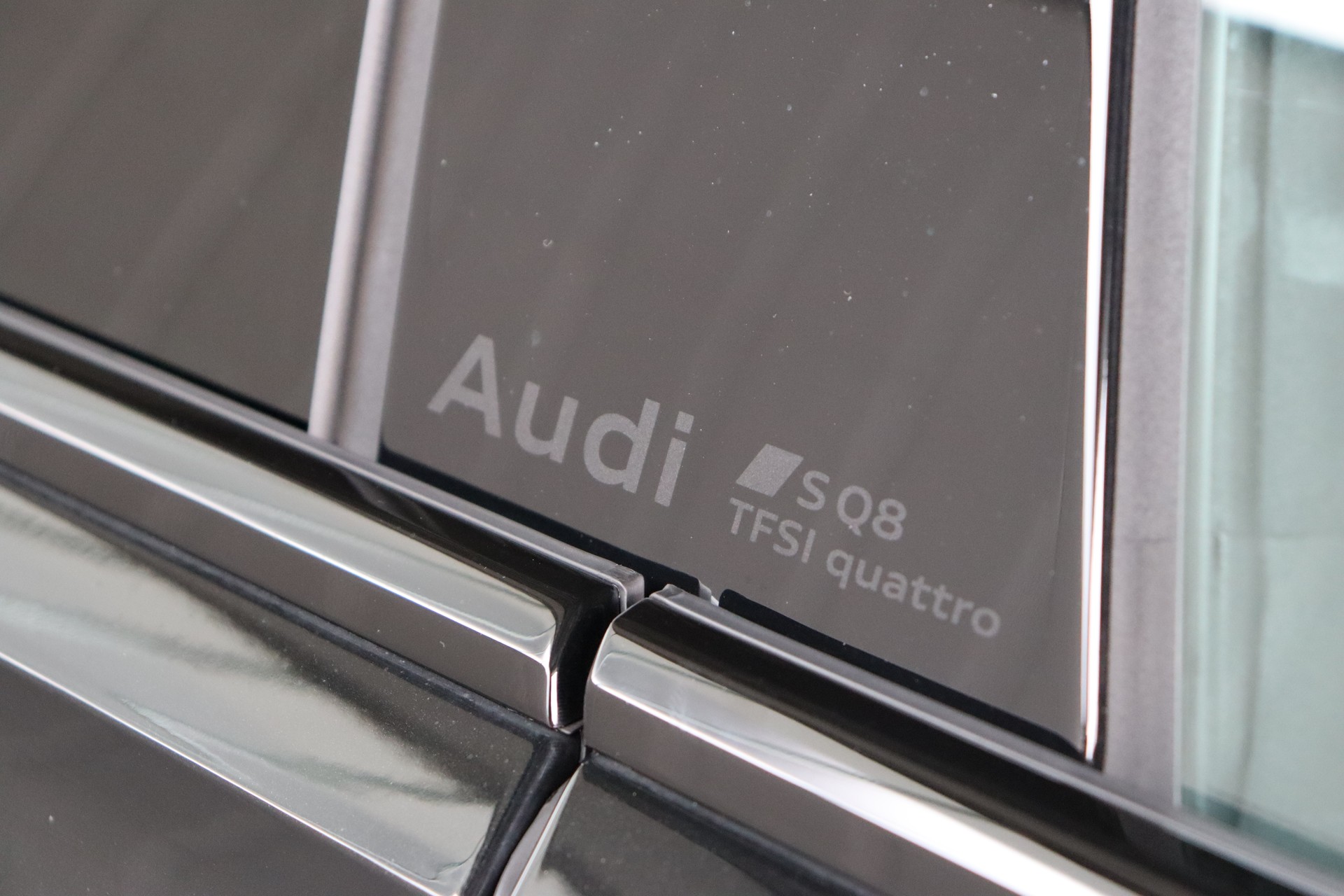 AUDI SQ8 SUV TFSI quattro tiptronic * WERKSGARANTIE * FAHRASSISTENZ-PAKET * SPORTSITZE *-image-5