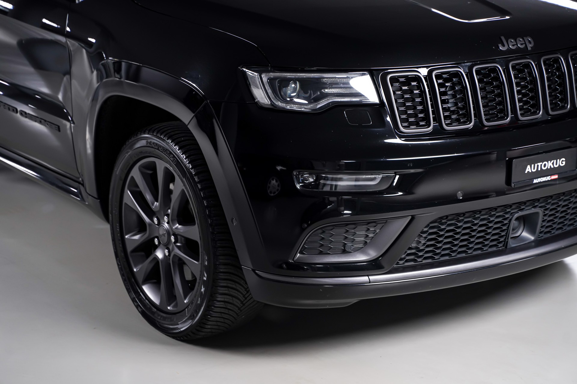 JEEP Grand Cherokee 3.0 CRD S Automatic-image-3