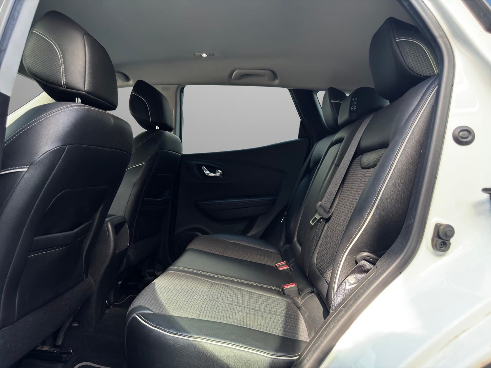 RENAULT Kadjar 1.2 16V Turbo Bose EDC-image-10