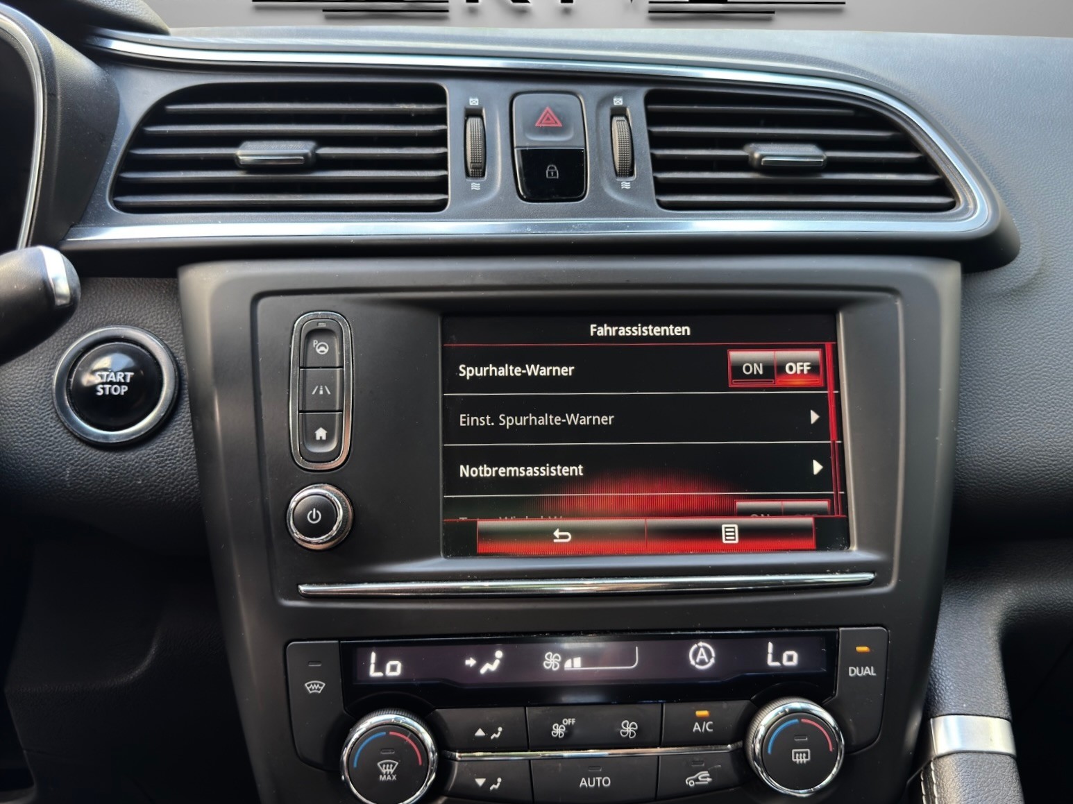 RENAULT Kadjar 1.2 16V Turbo Bose EDC-image-16