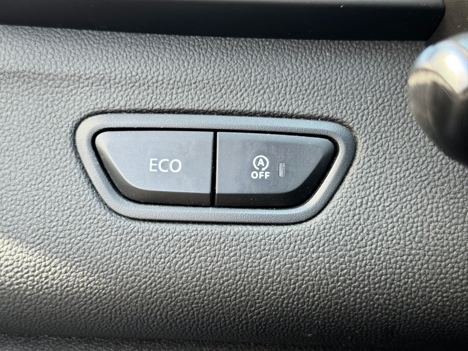 RENAULT Kadjar 1.2 16V Turbo Bose EDC-image-22