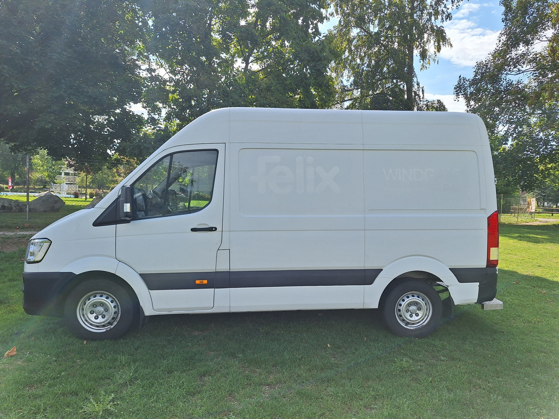 HYUNDAI H350 2.5 CRDi Amplia L1-image-1
