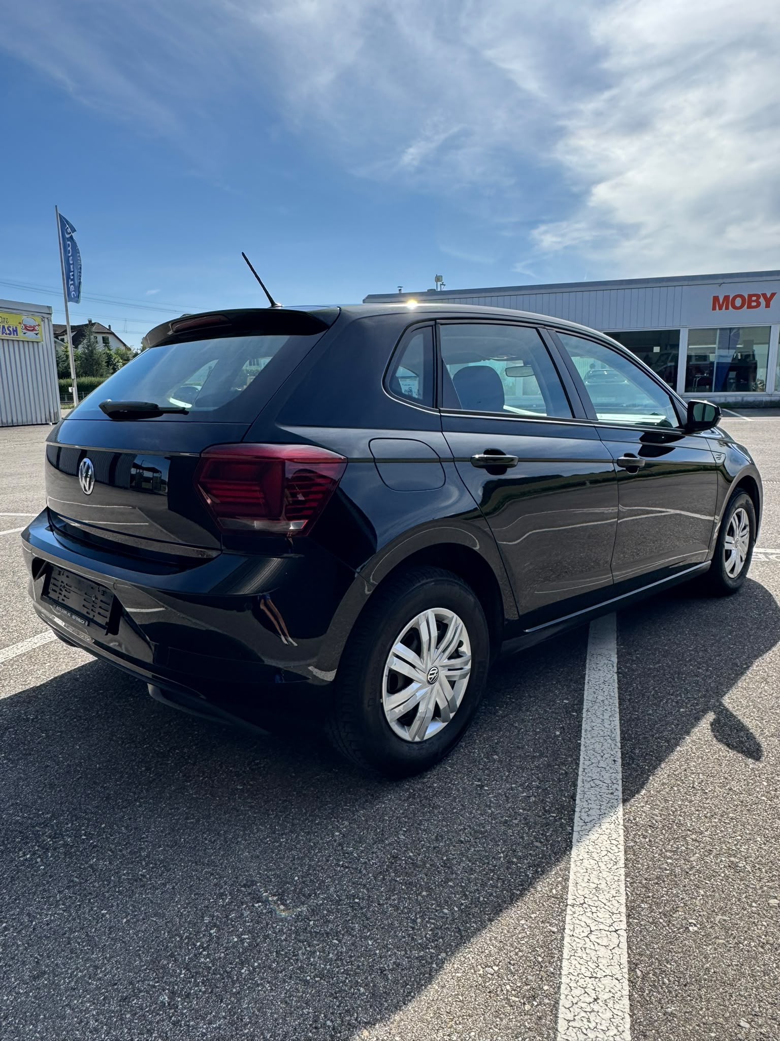 VW 1.0 MPI Trendline-image-2