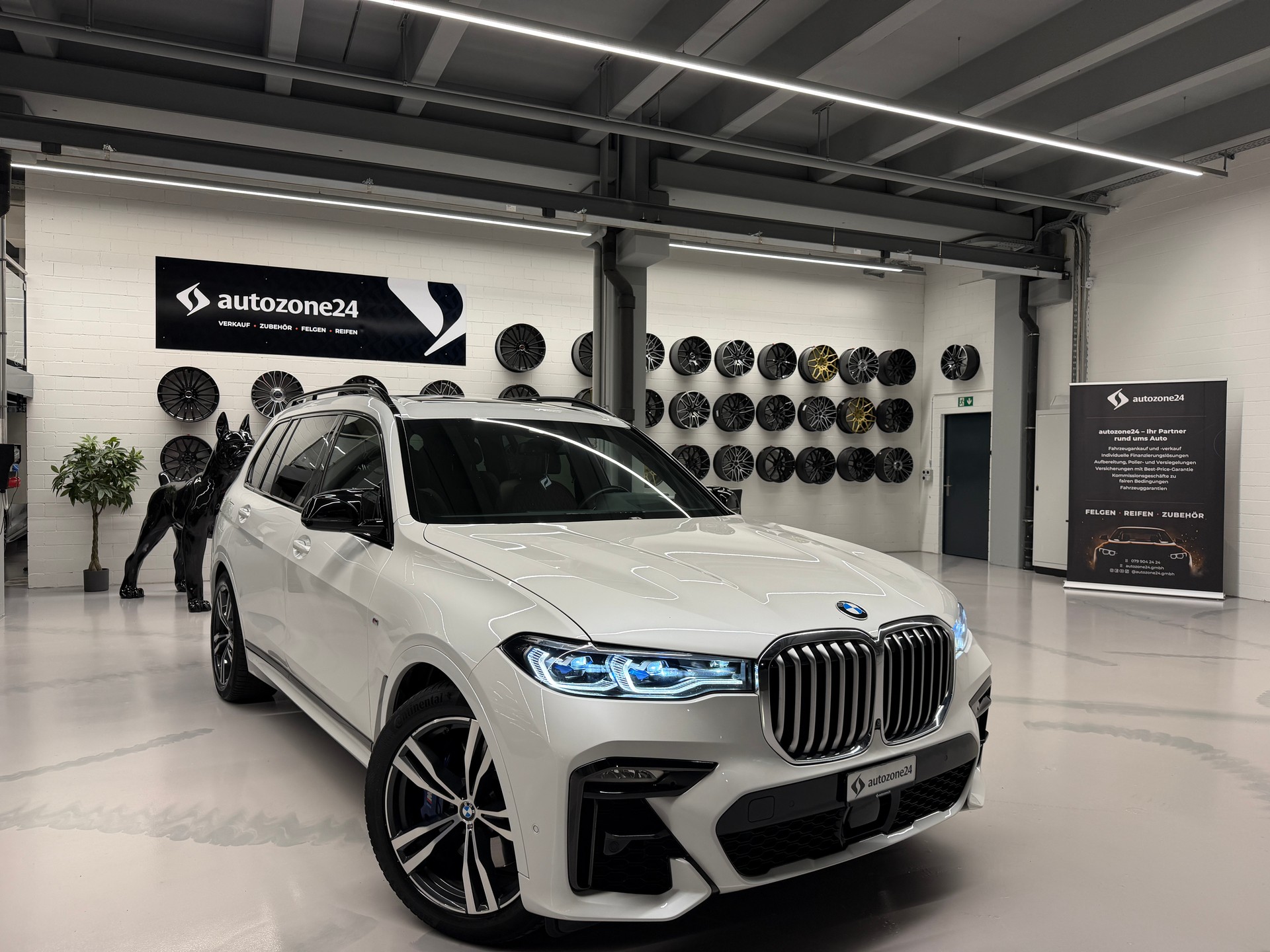 BMW X7 30d xDrive SAG M Sport *CH-Auto*Top Ausstattung*lückenlose Servicehistorie*Standheizung*Massage*-image-2