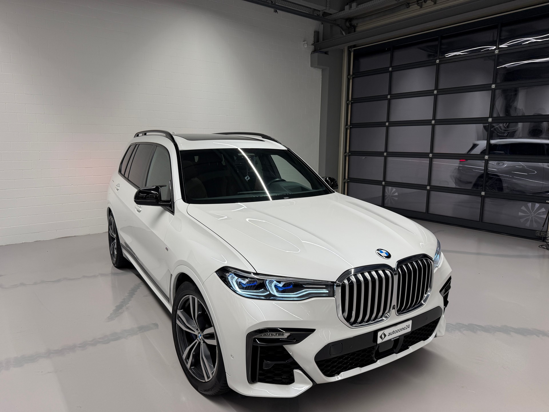 BMW X7 30d xDrive SAG M Sport *CH-Auto*Top Ausstattung*lückenlose Servicehistorie*Standheizung*Massage*-image-7