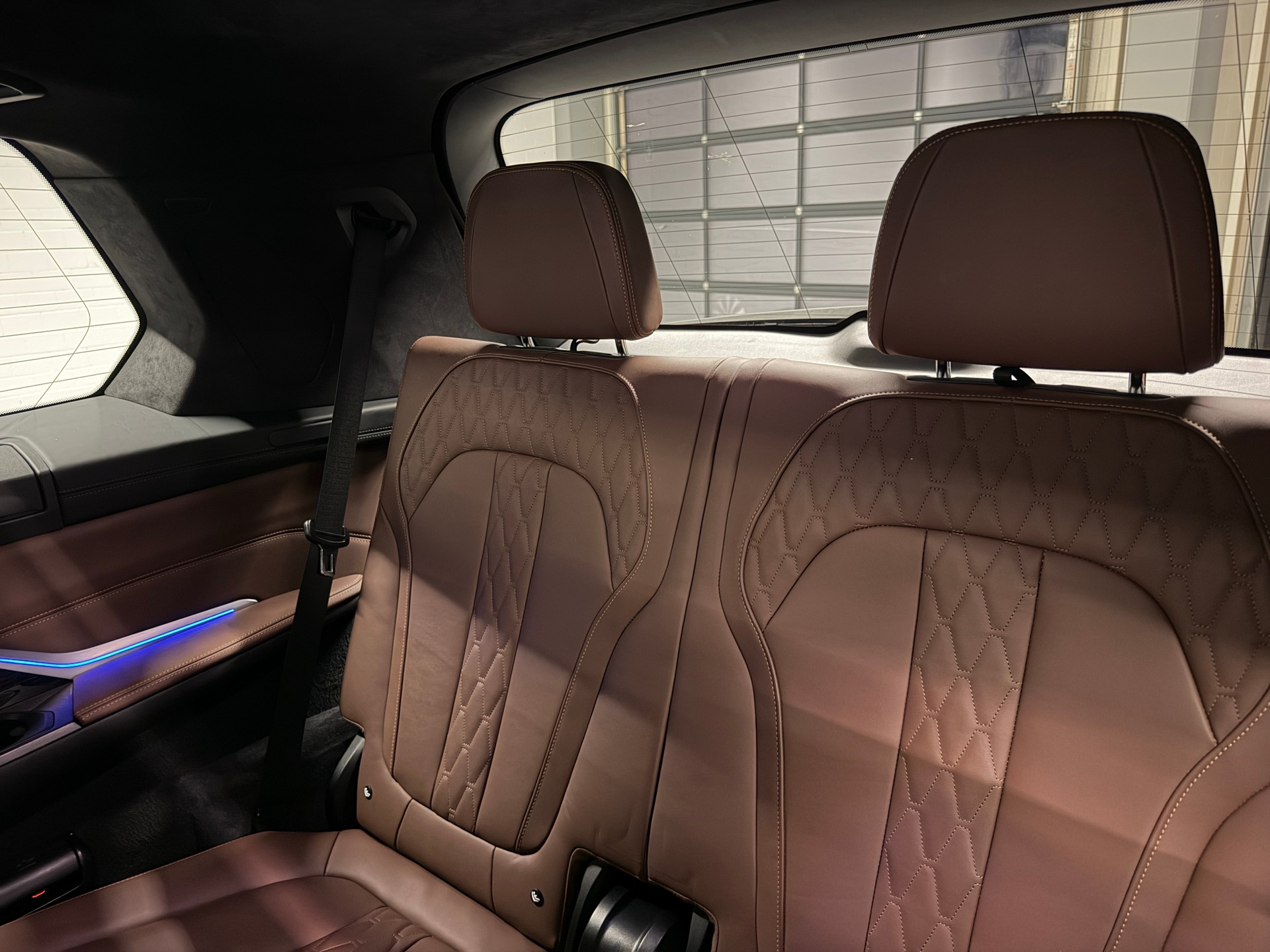BMW X7 30d xDrive SAG M Sport *CH-Auto*Top Ausstattung*lückenlose Servicehistorie*Standheizung*Massage*-image-17