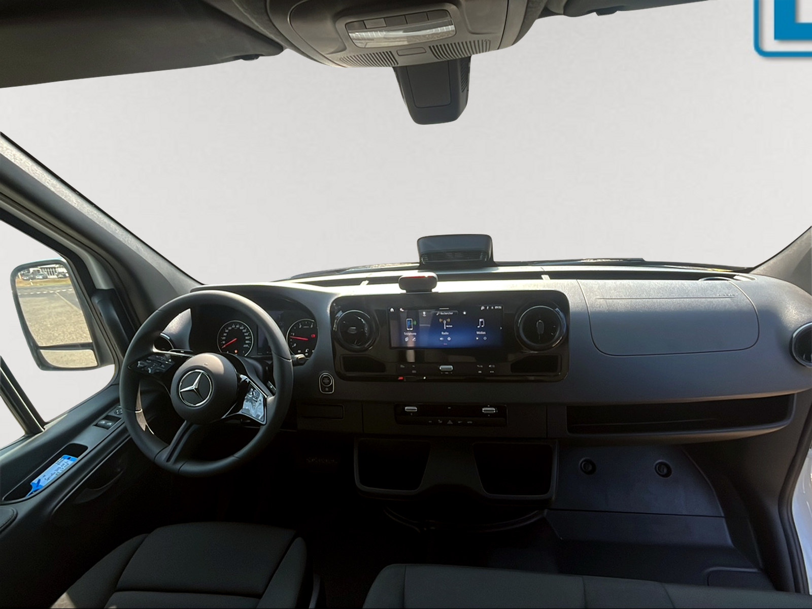 MERCEDES-BENZ Sprinter 319 CDI Lang 9G-TRONIC-image-8
