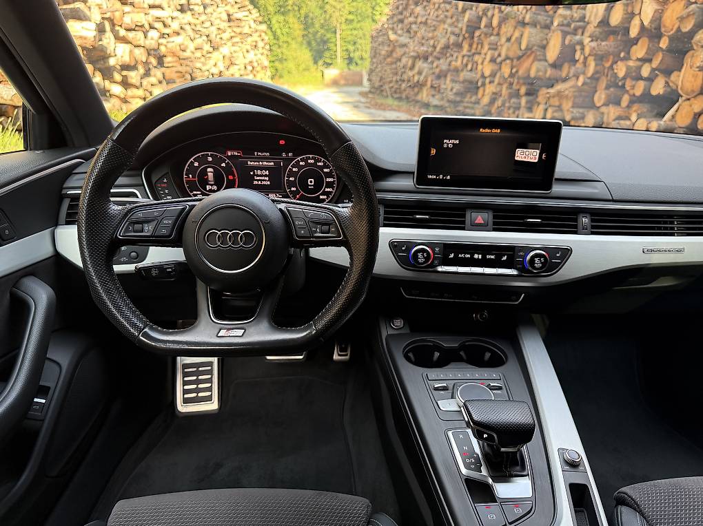 AUDI A4-image-4
