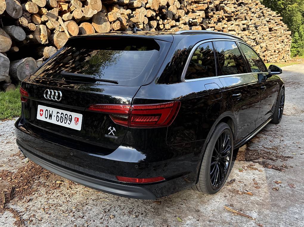AUDI A4-image-2