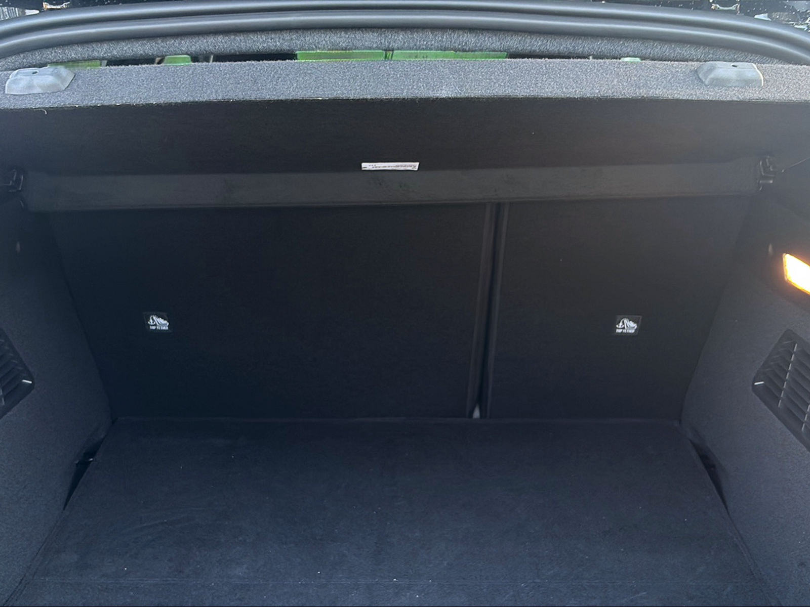 RENAULT Mégane E-TECH EV60 Iconic-image-6