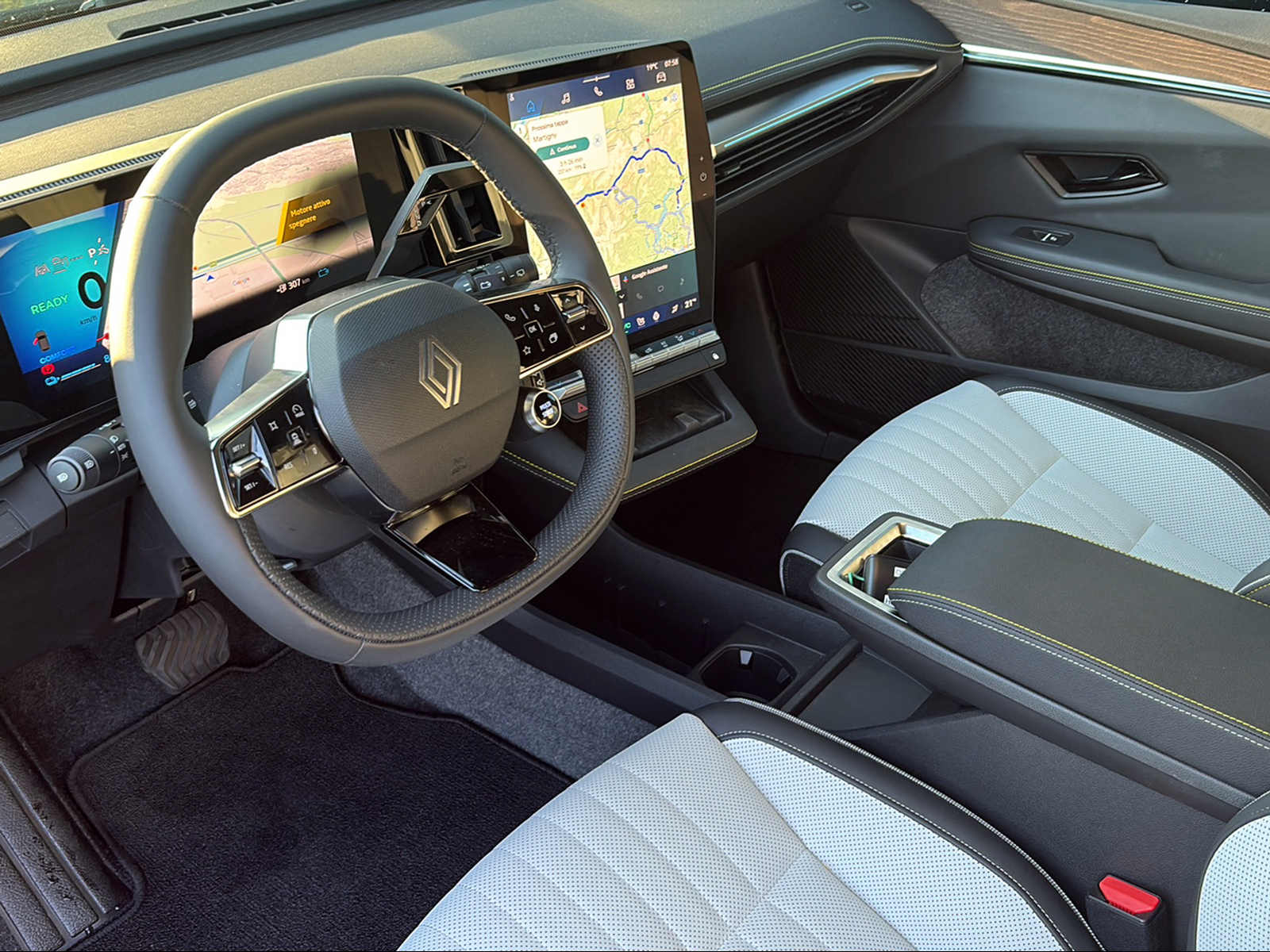 RENAULT Mégane E-TECH EV60 Iconic-image-7