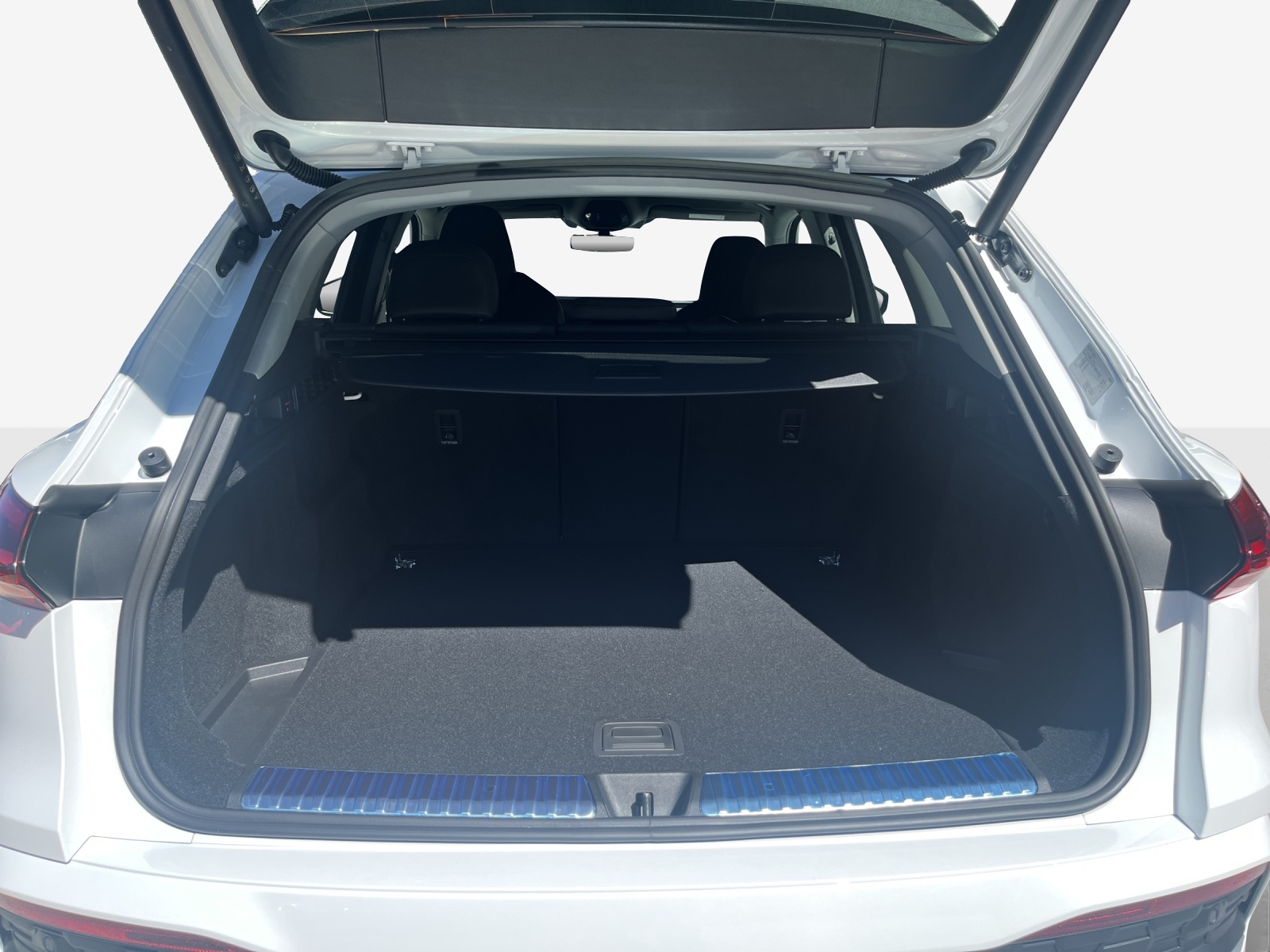 AUDI Q5 TFSI quatto 150 kW S-tronic-image-12