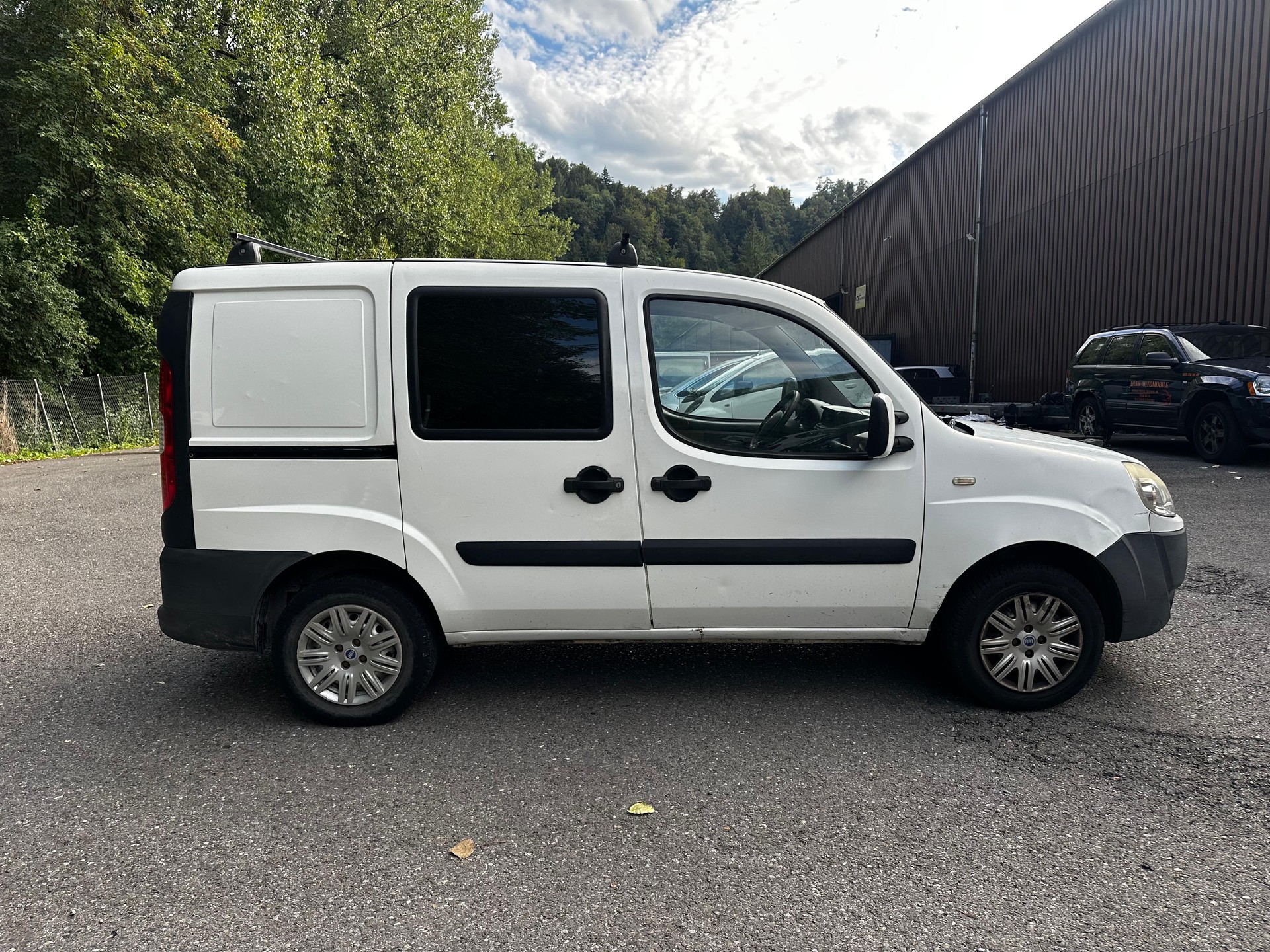 FIAT Doblò 1.6 Narural Power Cargo Swiss-image-2