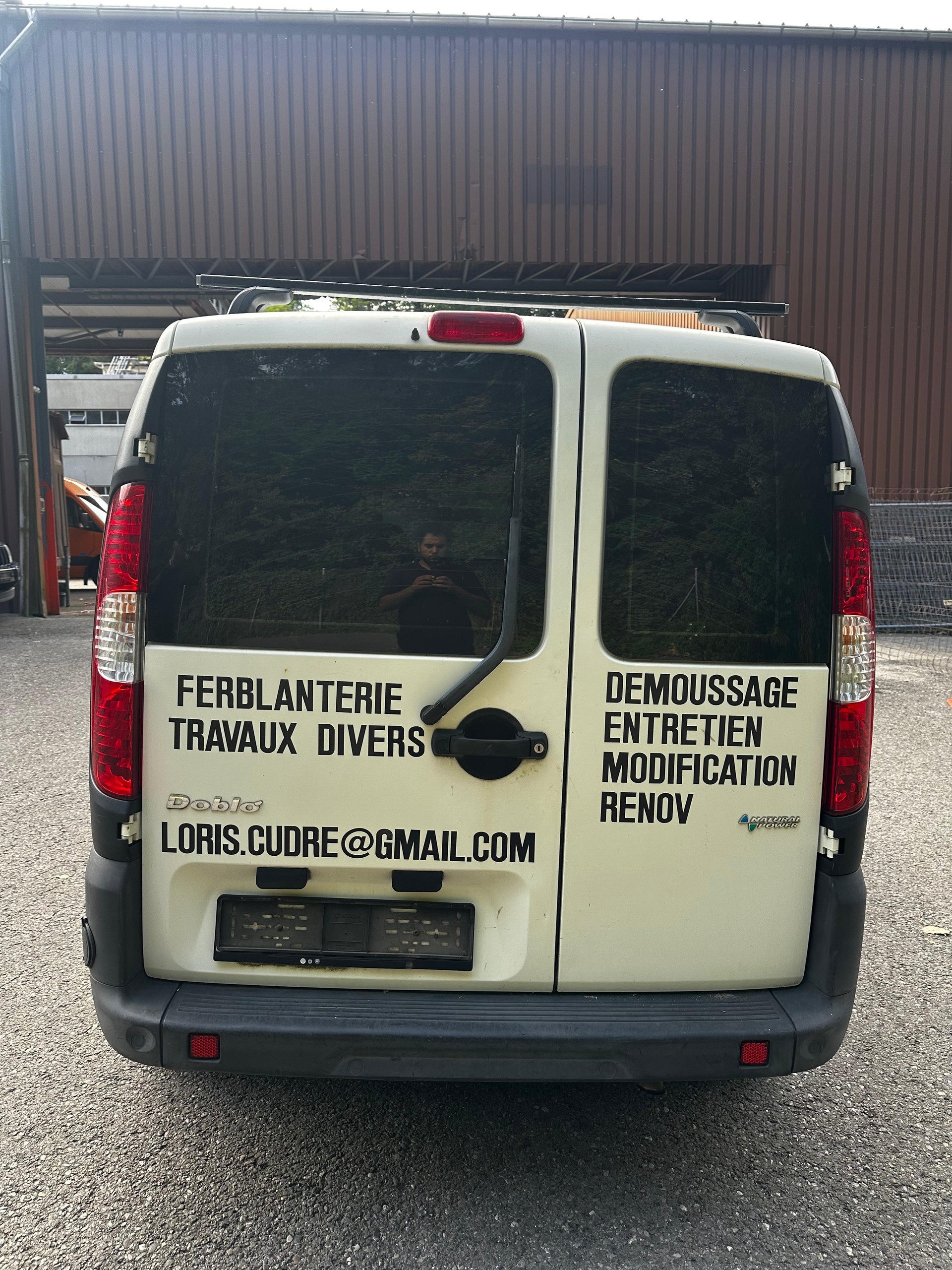 FIAT Doblò 1.6 Narural Power Cargo Swiss-image-3