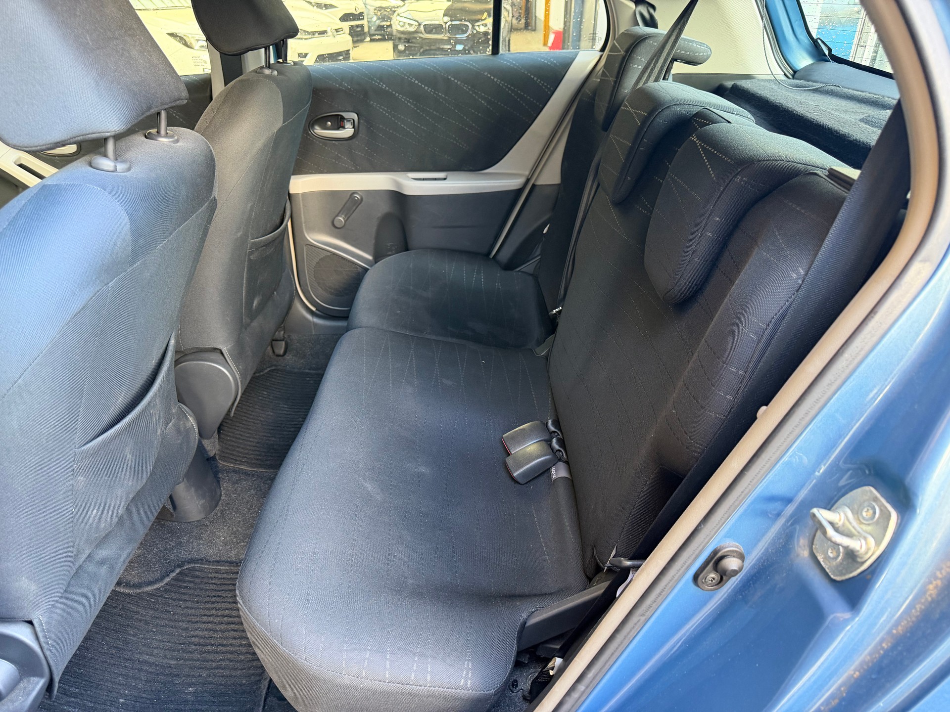 TOYOTA Yaris 1.3 Linea Luna-image-8