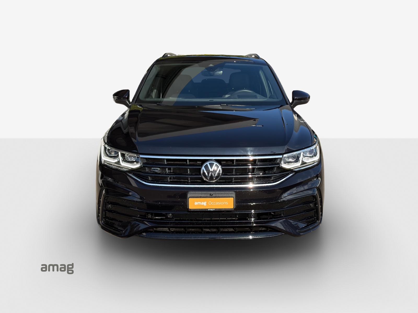 VW Tiguan 2.0TSI R-Line 4Motion DSG-image-6