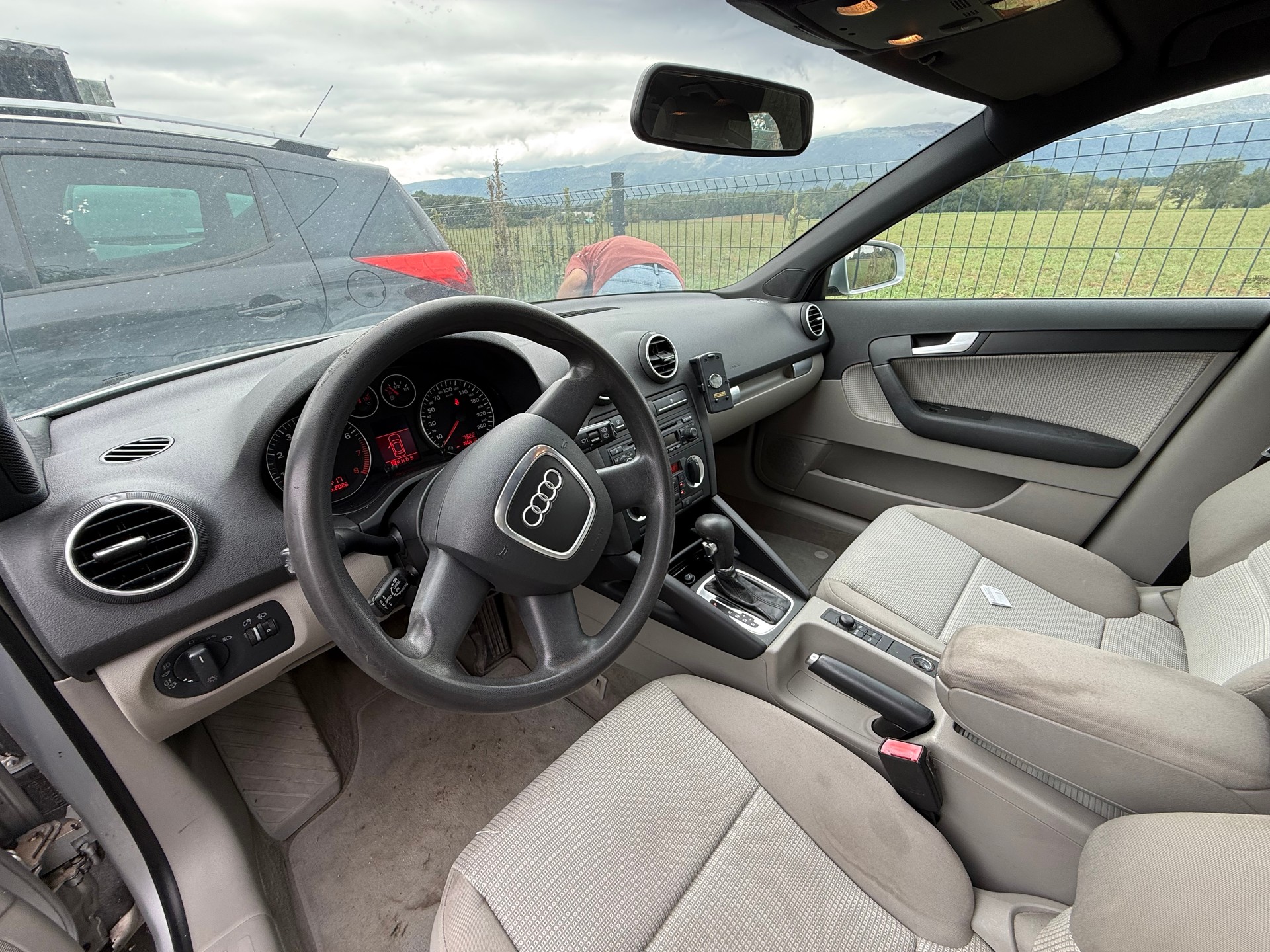 AUDI A3 Sportback 2.0 FSI Ambition-image-7