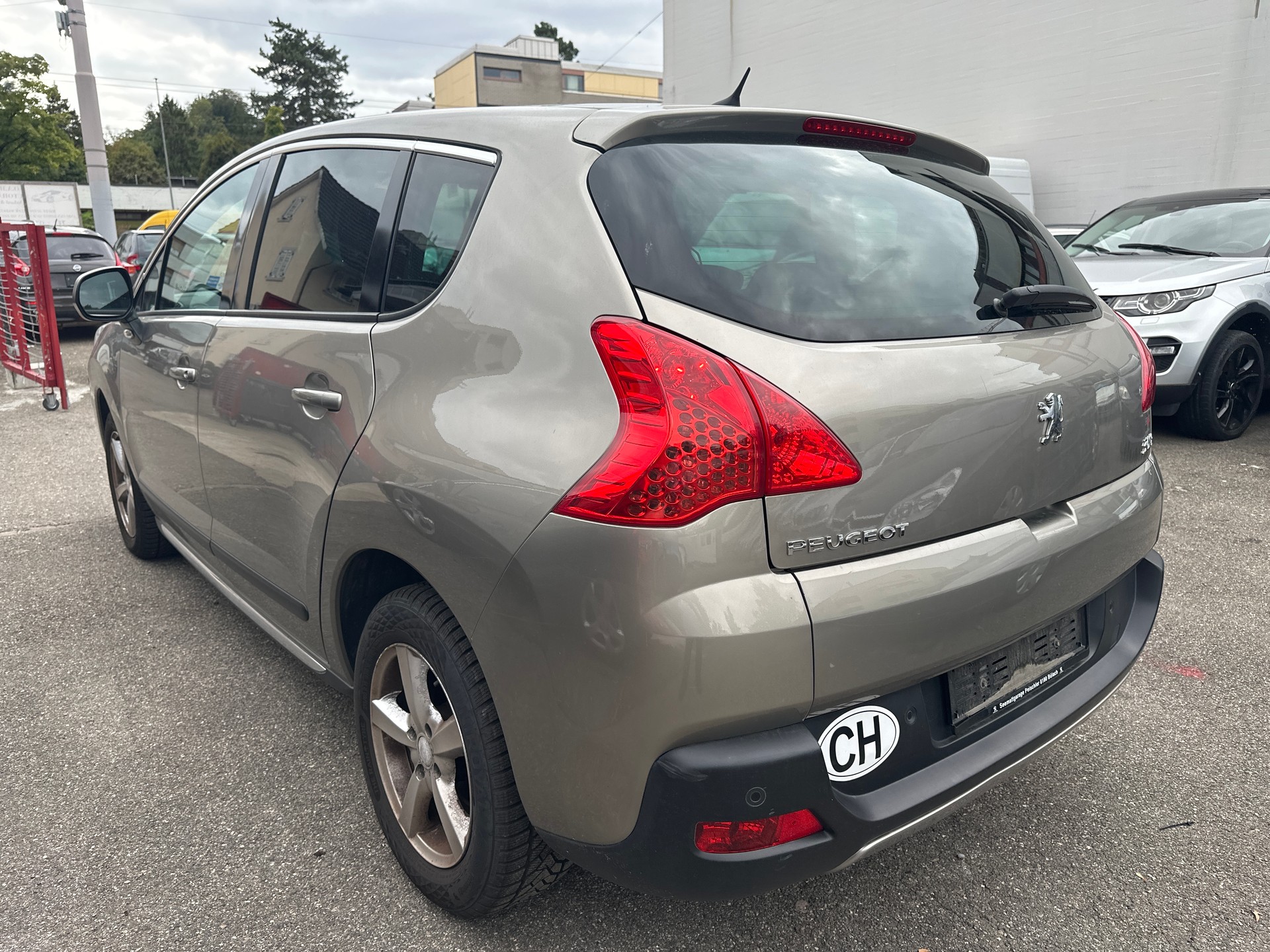 PEUGEOT 3008 1.6 16V T Sport Pack Tiptronic-image-4