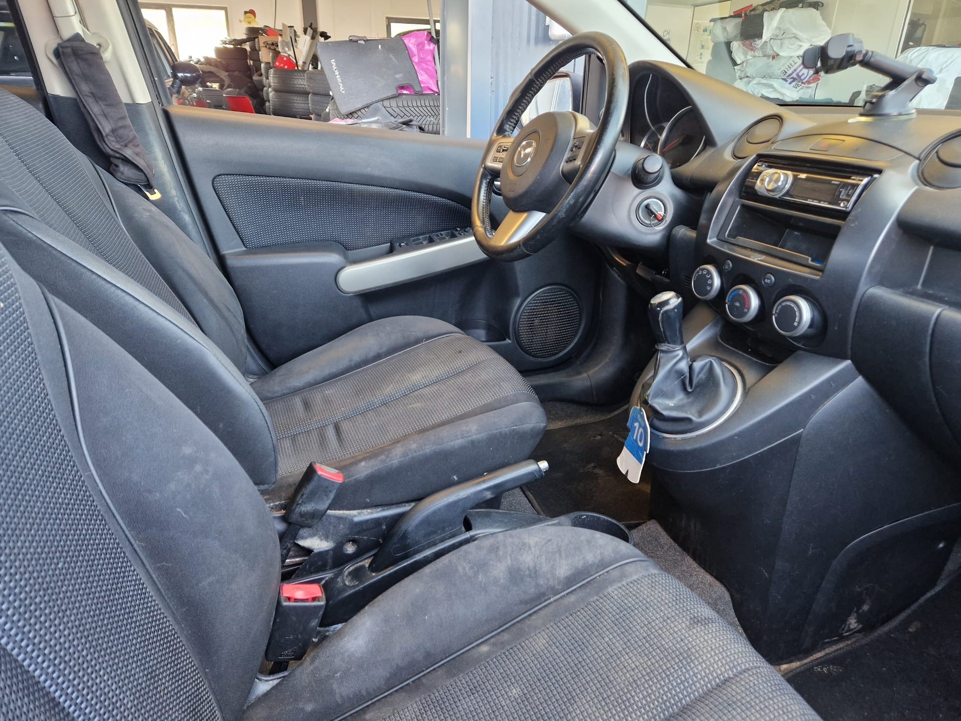 MAZDA 2 1.5i 16V Sport-image-6