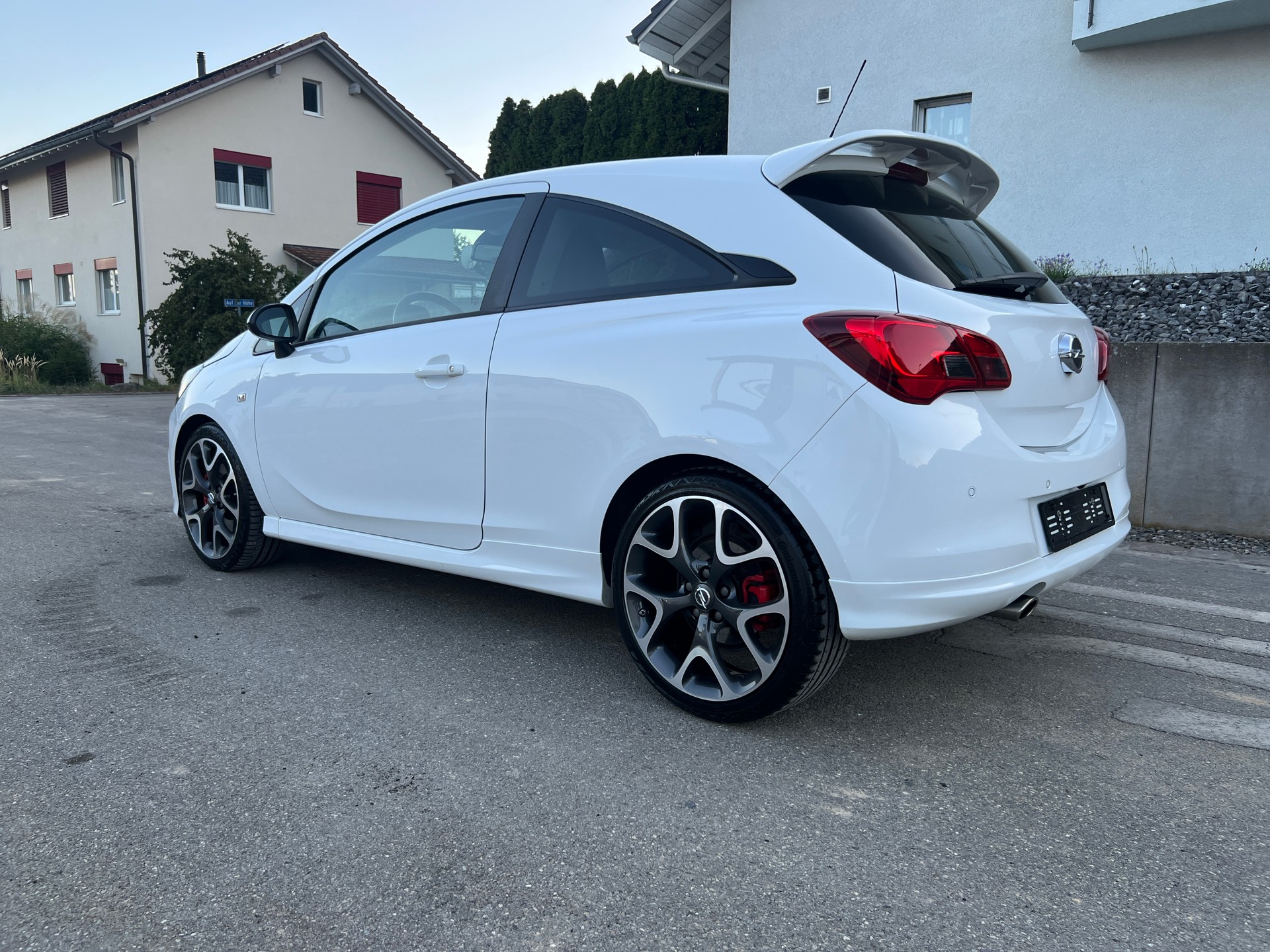 OPEL Corsa 1.4 Turbo GSi 150 PS * LEDER * Recaro Sportsitze *-image-6