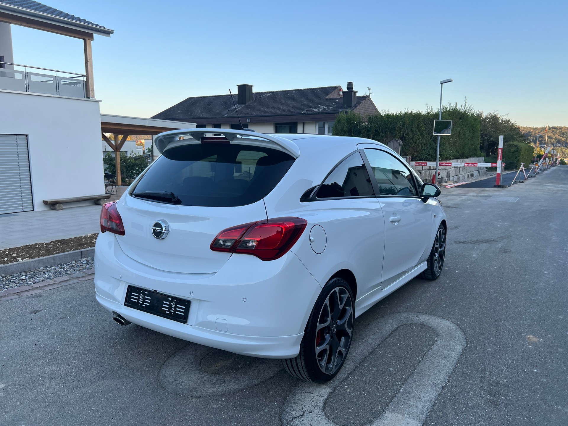 OPEL Corsa 1.4 Turbo GSi 150 PS * LEDER * Recaro Sportsitze *-image-4