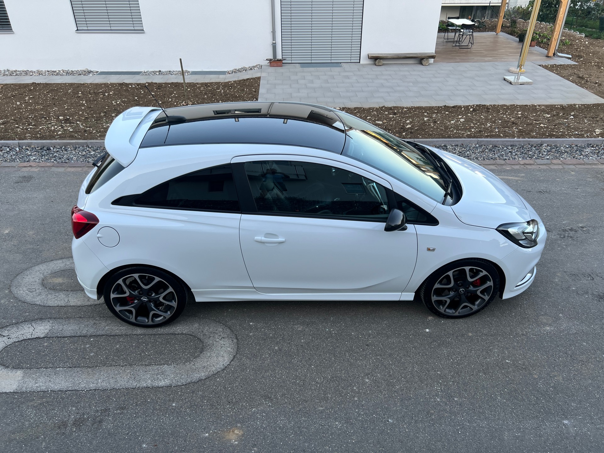 OPEL Corsa 1.4 Turbo GSi 150 PS * LEDER * Recaro Sportsitze *-image-5