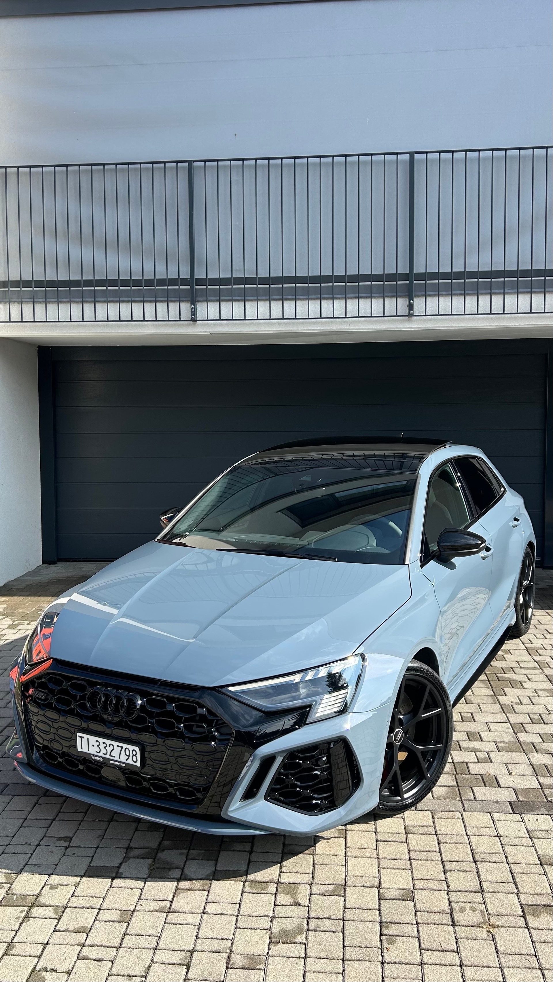 AUDI 2.5 TFSI quattro S-Tronic-image-0