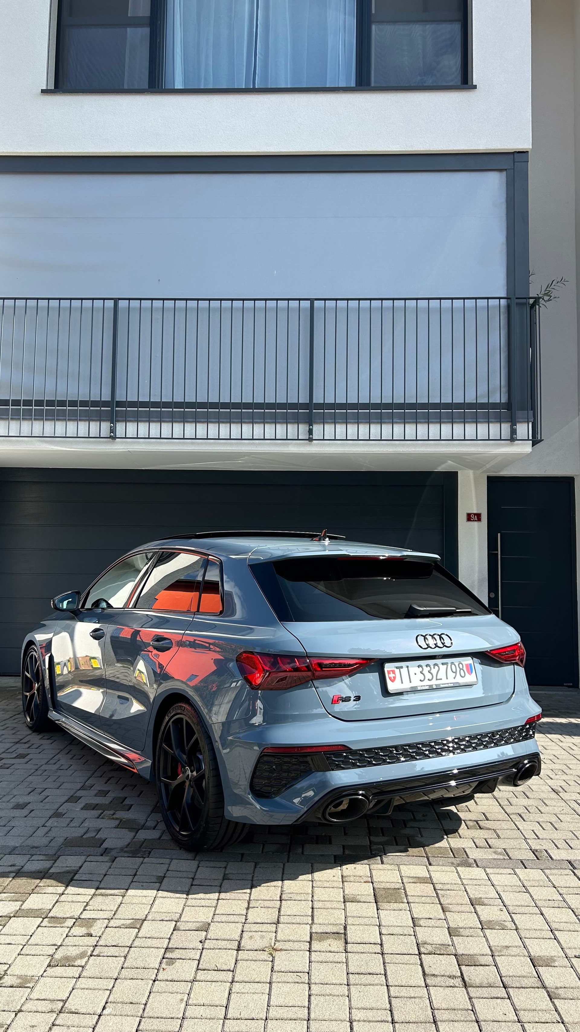 AUDI 2.5 TFSI quattro S-Tronic-image-1