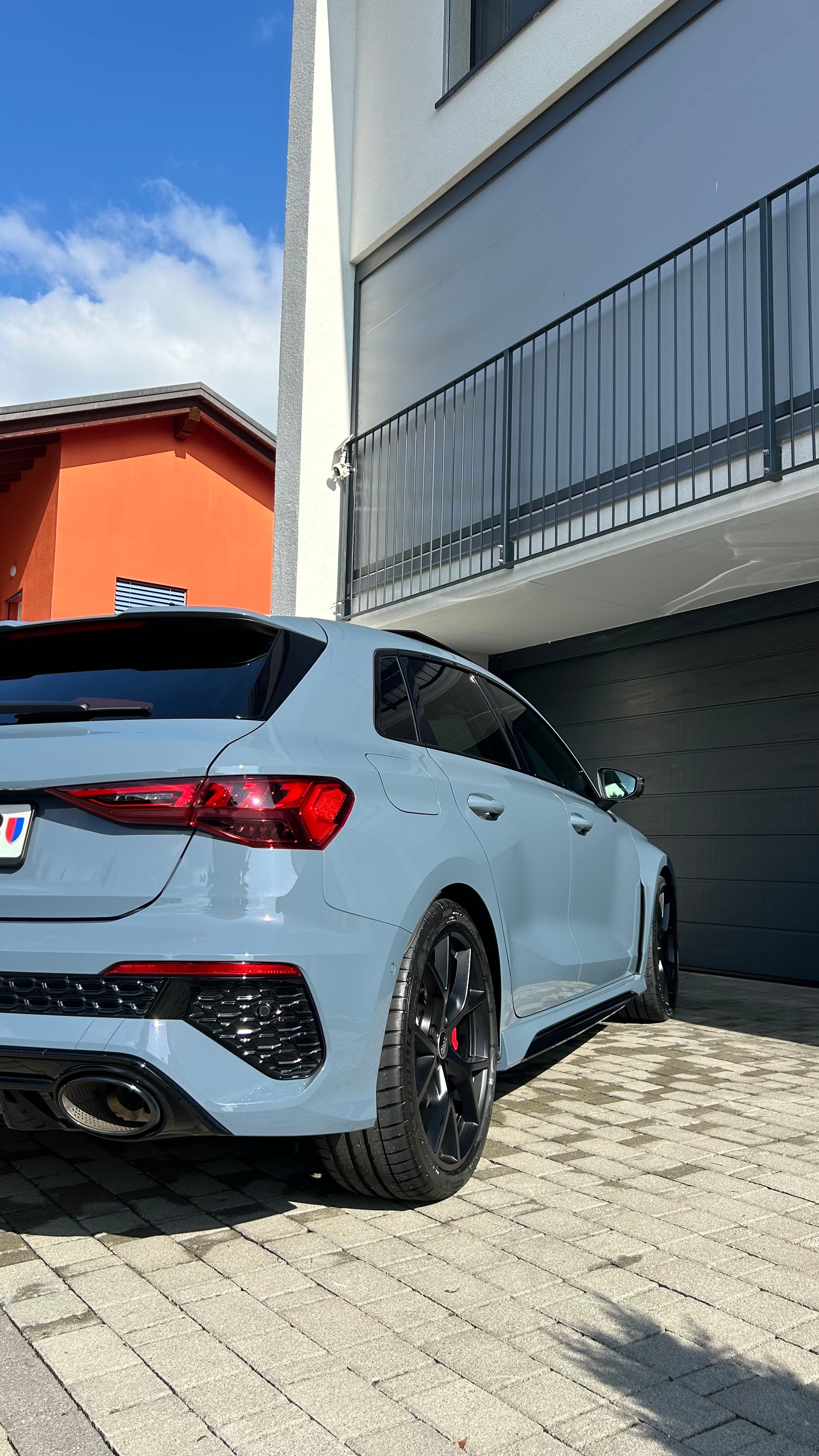 AUDI 2.5 TFSI quattro S-Tronic-image-5