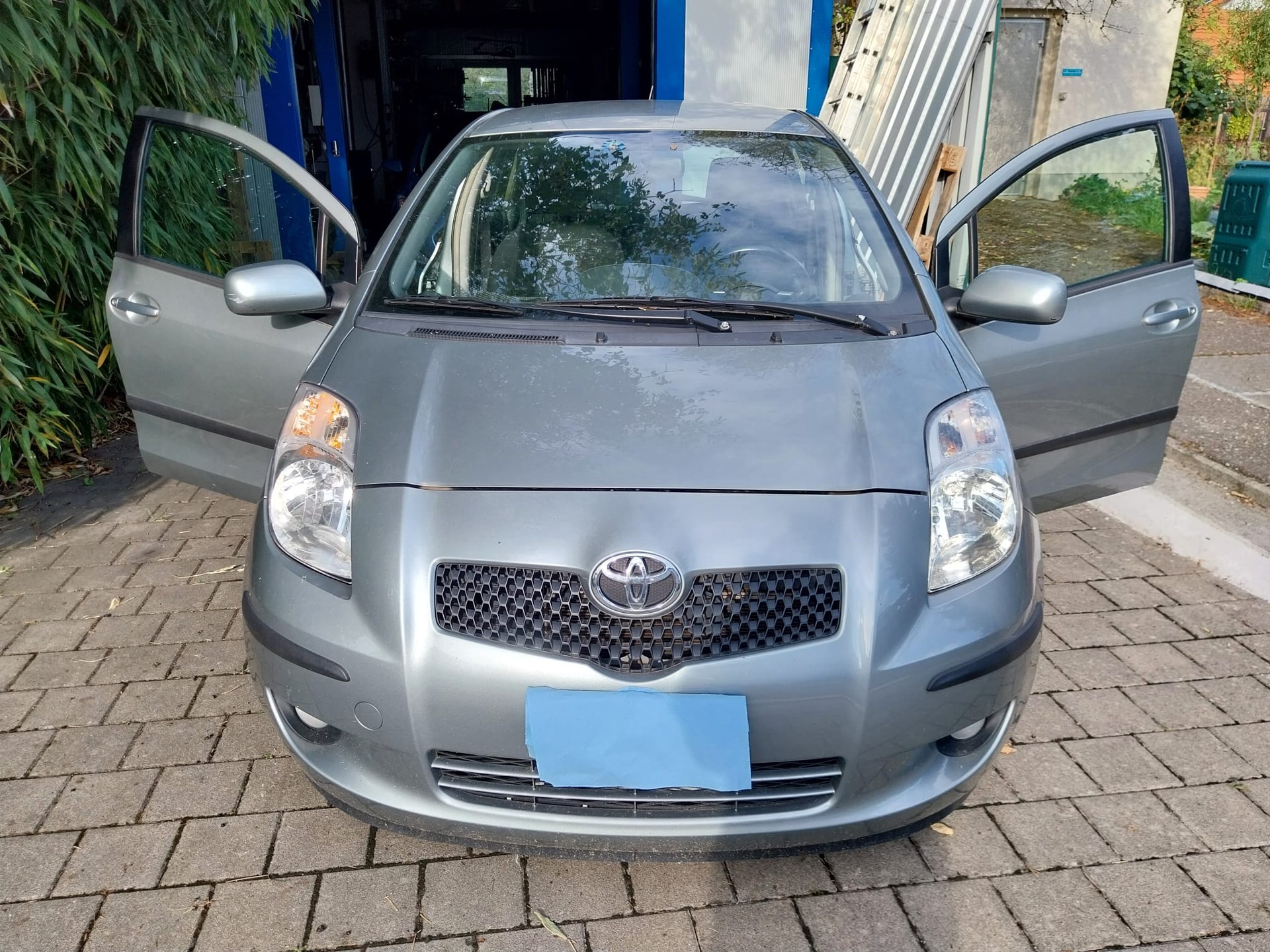 TOYOTA 1.3 16V Linea Sol-image-1