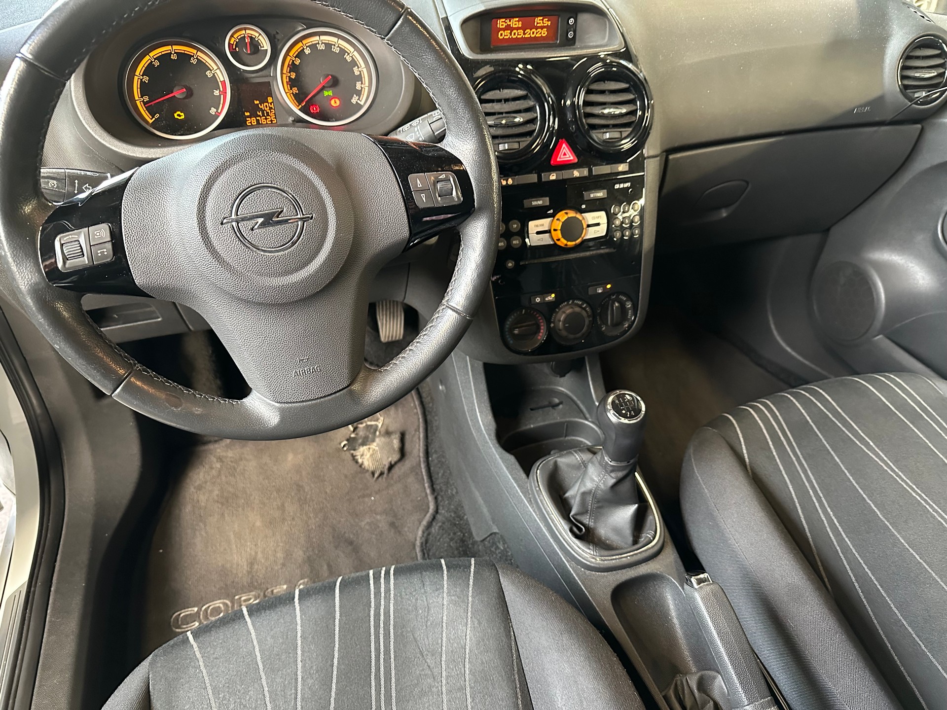 OPEL Corsa 1.4 TP Sport-image-10