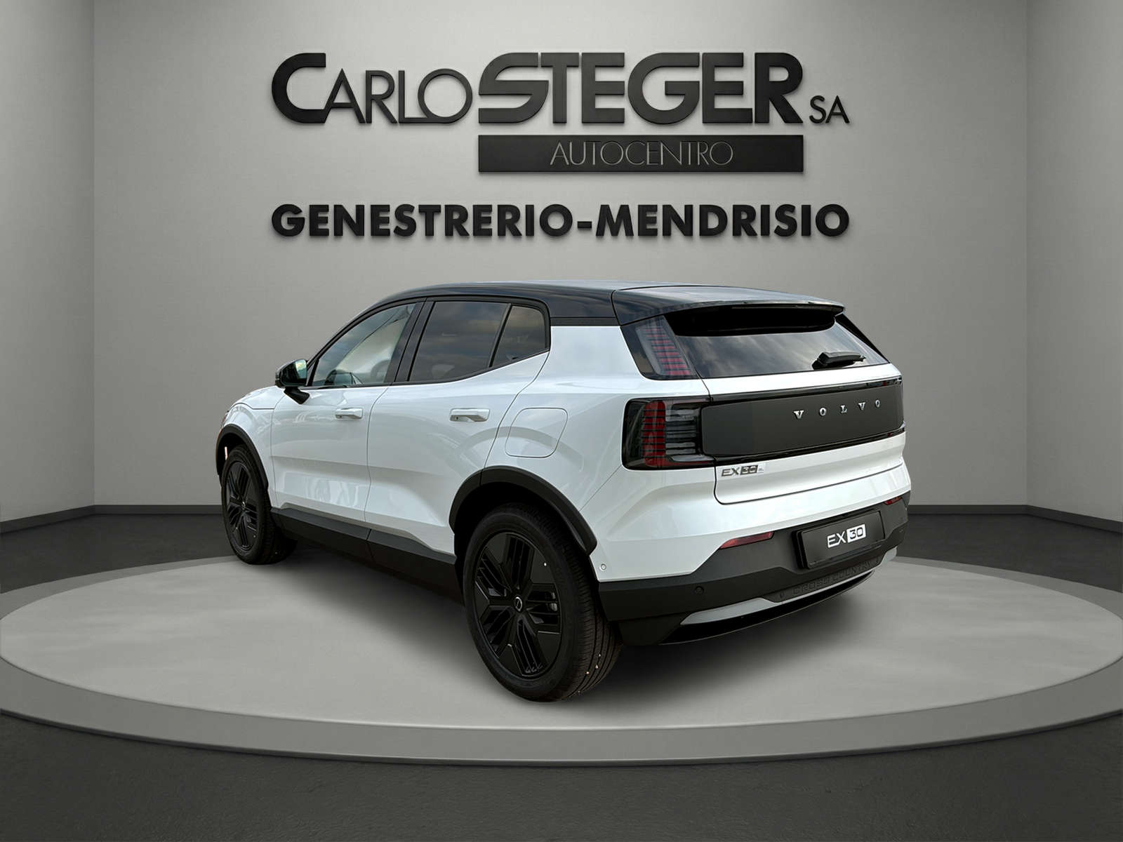 VOLVO EX30 Cross Country P8 69 kWh AWD Ultra-image-6