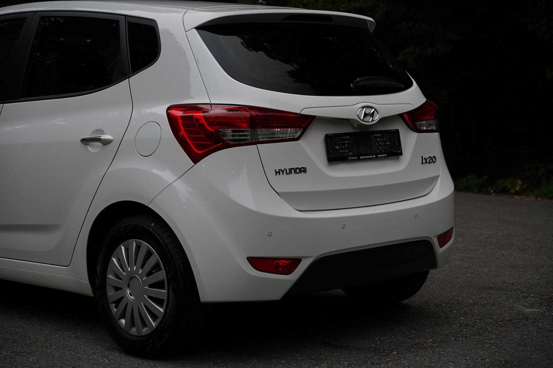 HYUNDAI iX20 1.6 Premium Automatic-image-11