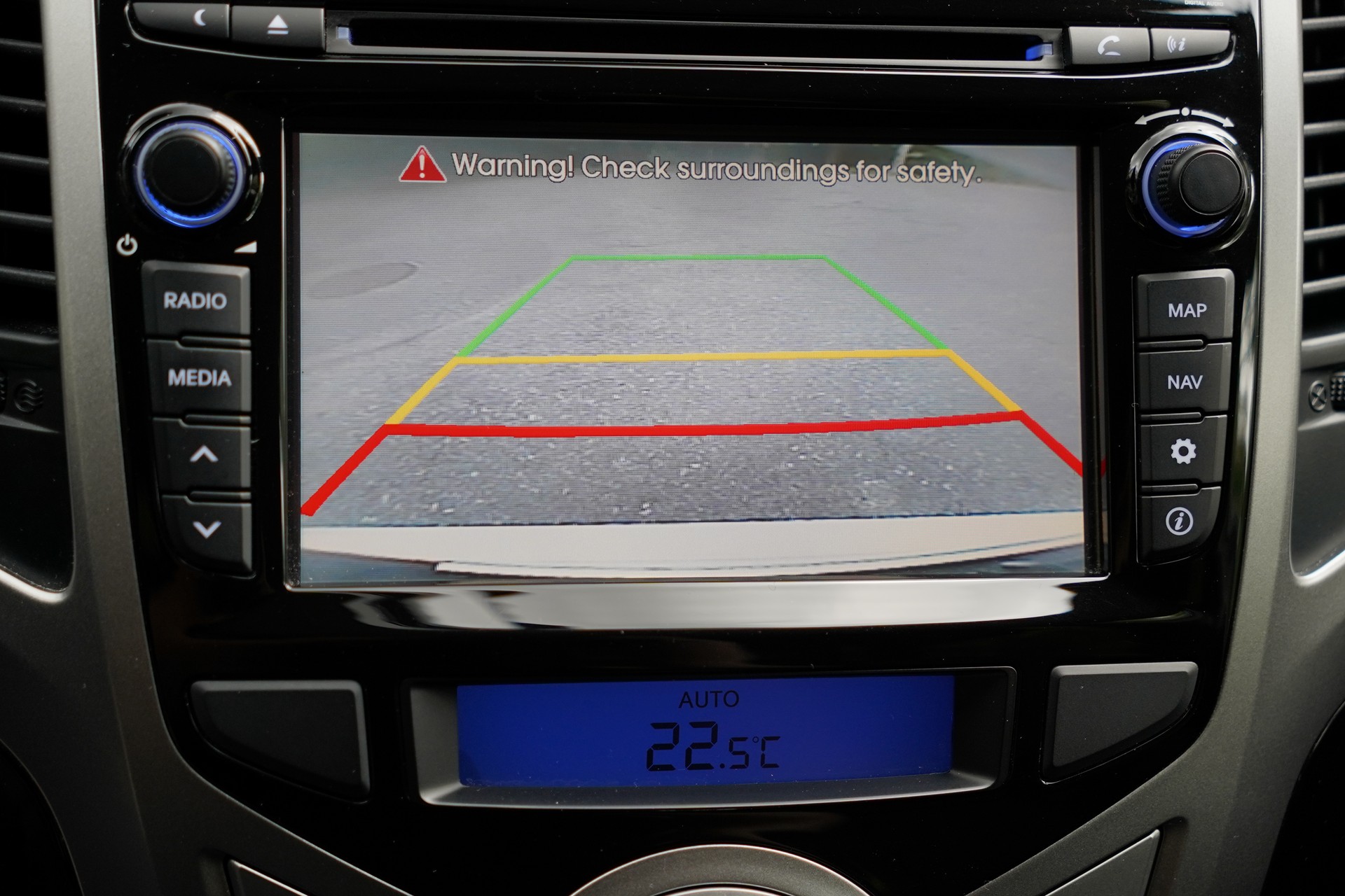 HYUNDAI iX20 1.6 Premium Automatic-image-23
