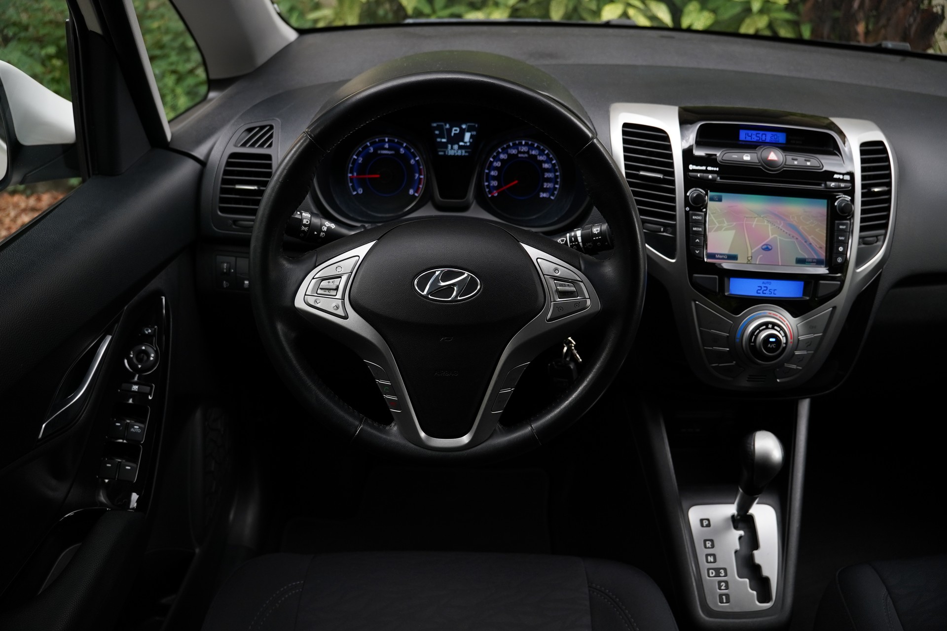 HYUNDAI iX20 1.6 Premium Automatic-image-22