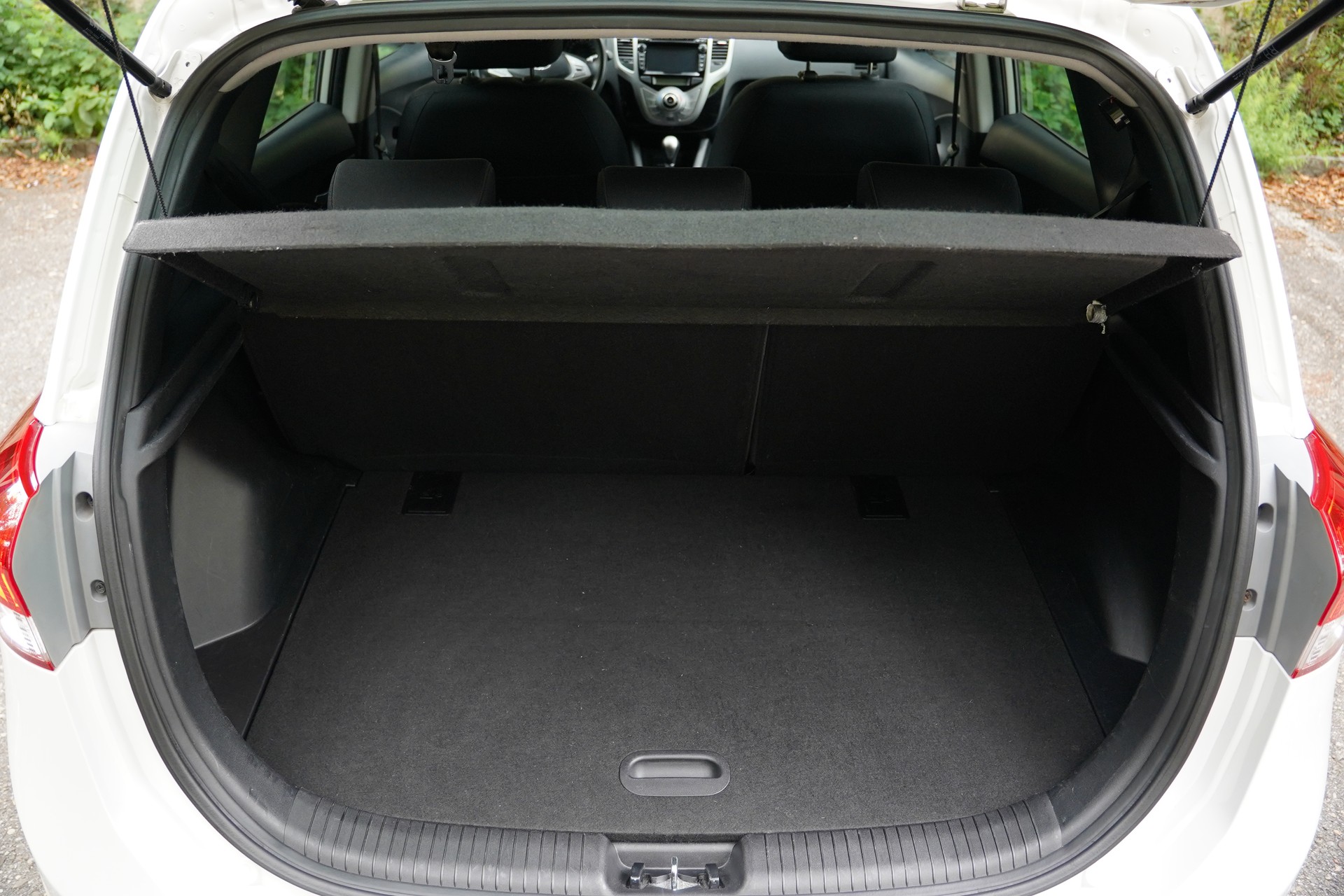 HYUNDAI iX20 1.6 Premium Automatic-image-31