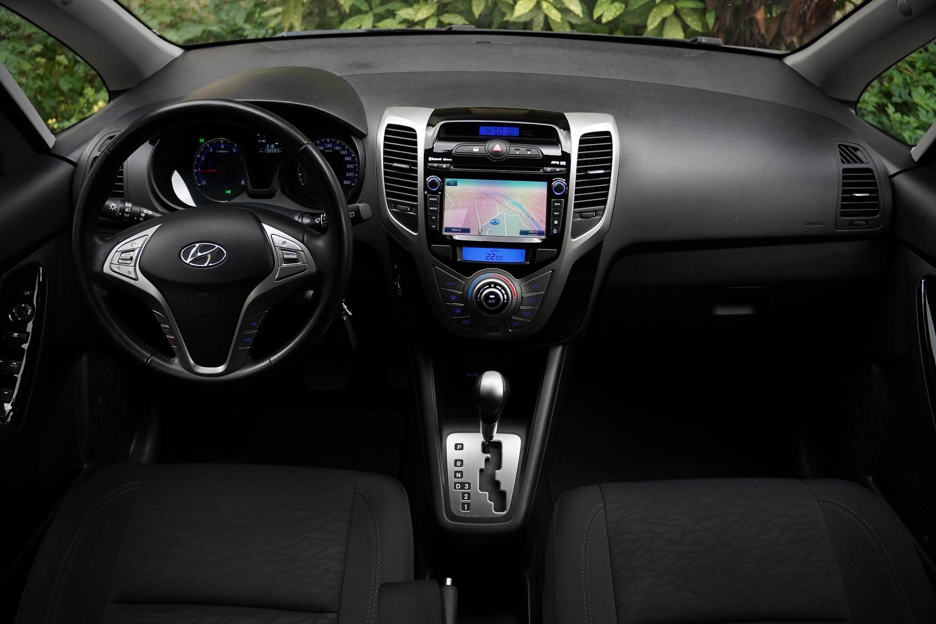 HYUNDAI iX20 1.6 Premium Automatic-image-15