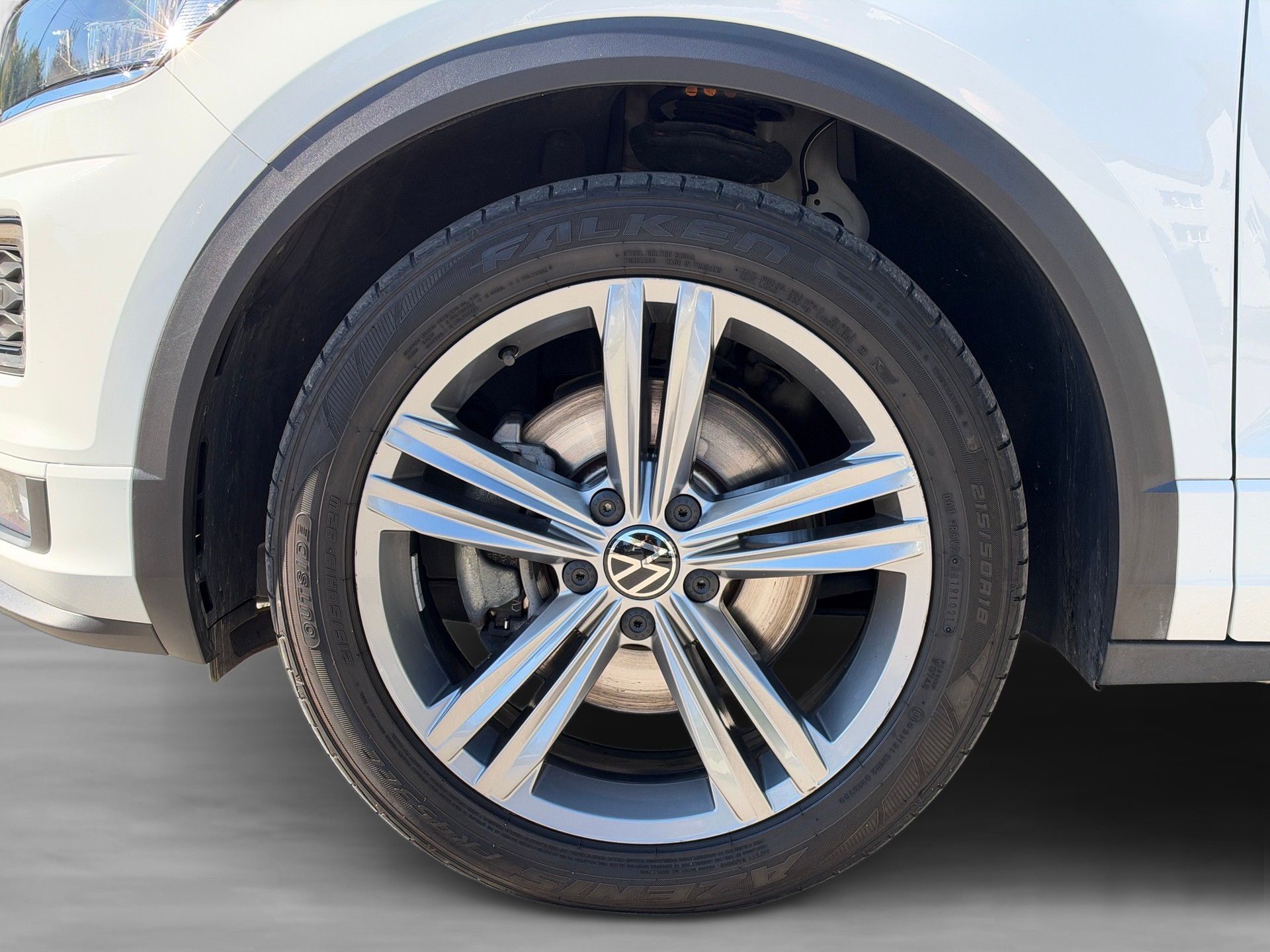 VW T-Roc 2.0 TSI Sport DSG 4Motion-image-8